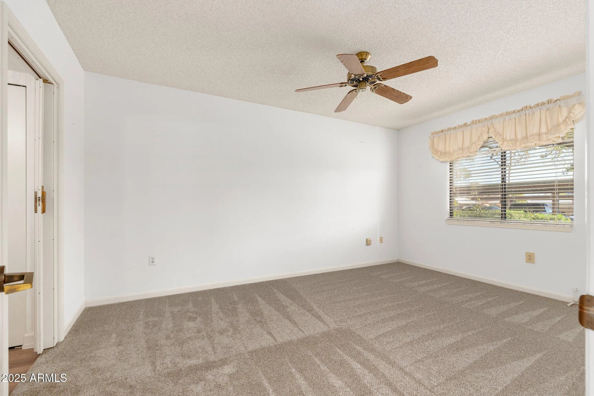 Property Slideshow image 15 of 62 | 10330 w thunderbird blvd c119, Sun City, AZ, 85351