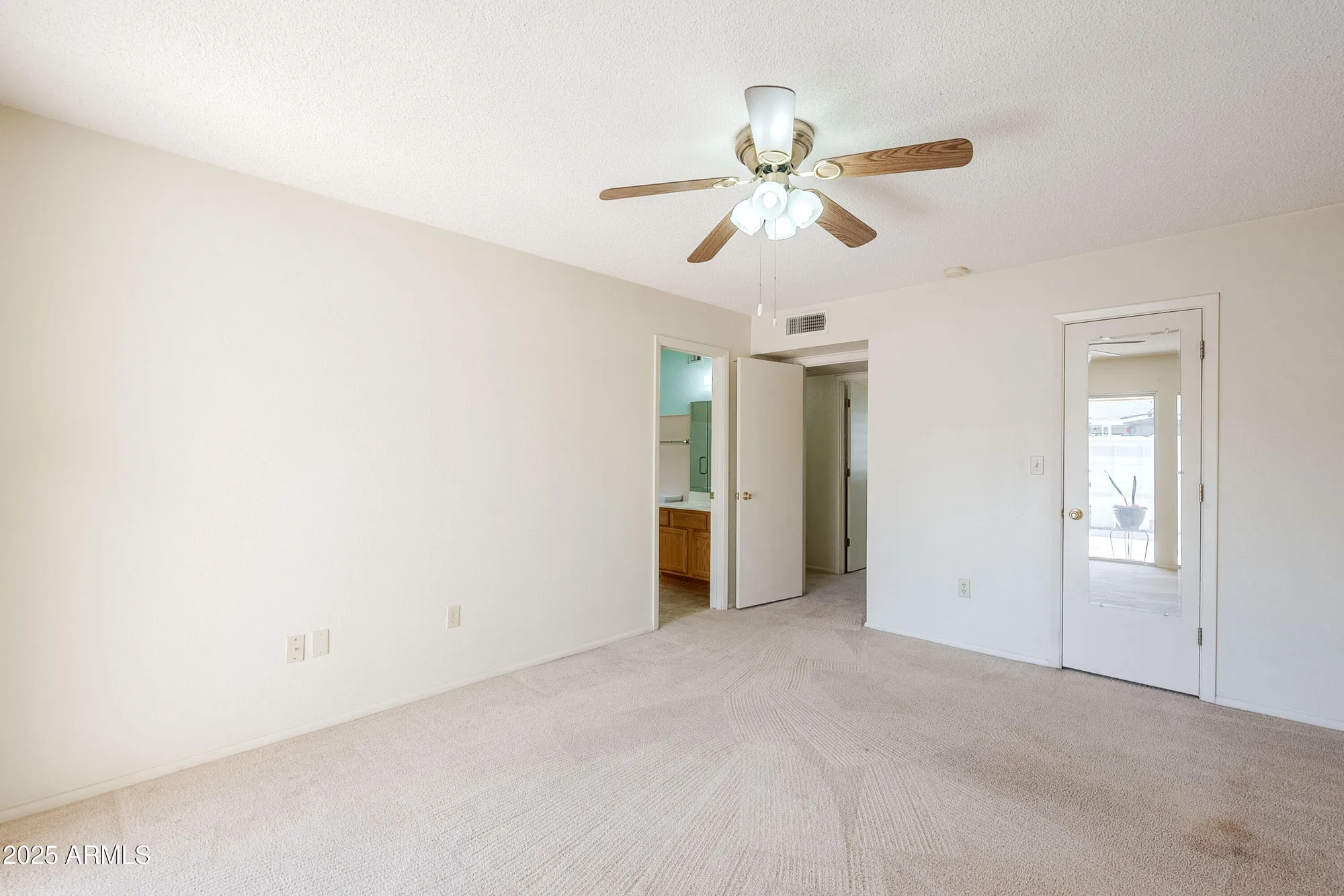 Property Slideshow image 18 of 32 | 13611 n newcastle dr, Sun City, AZ, 85351