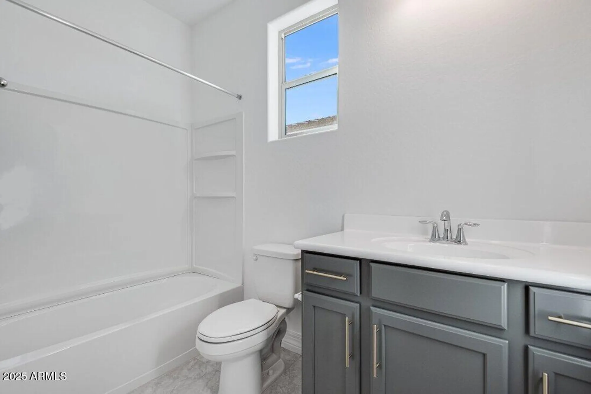 Property Slideshow image 29 of 37 | 18111 w hiddenview dr, Goodyear, AZ, 85338