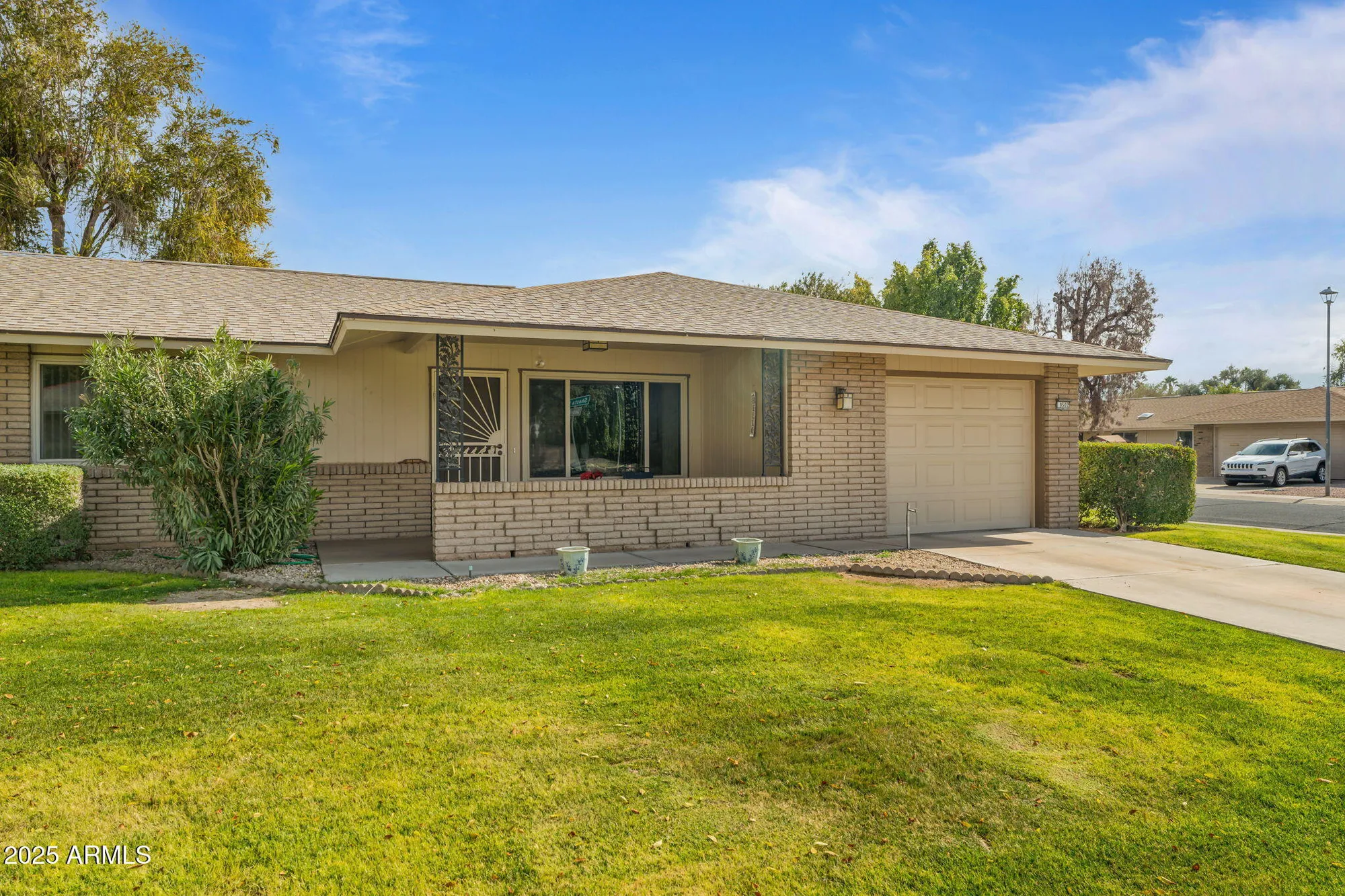 Property Slideshow image 1 of 24 | 9502 w shasta dr, Sun City, AZ, 85351