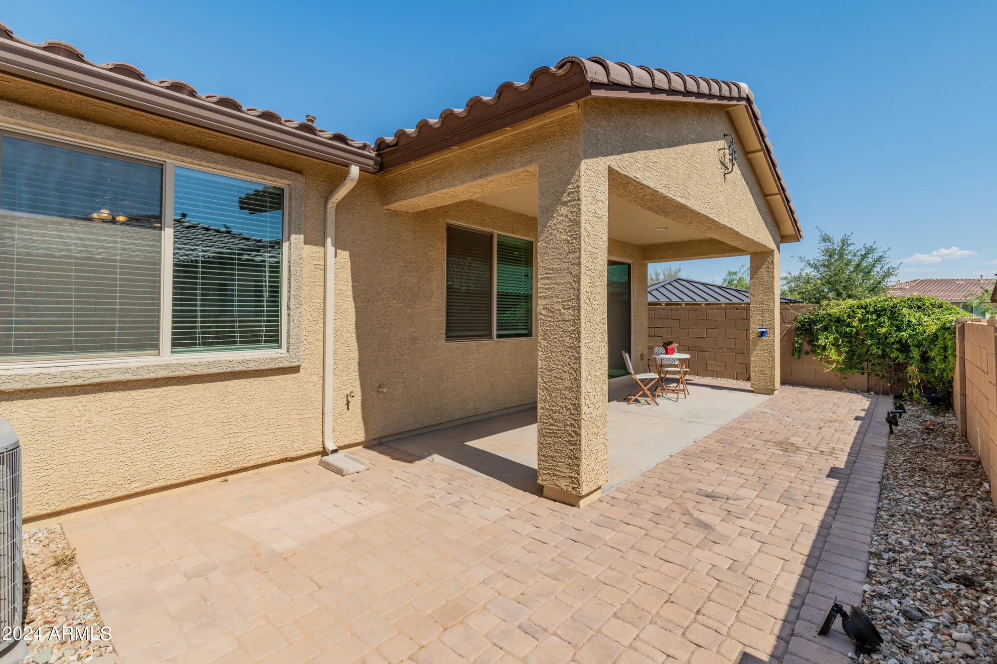 Property Slideshow image 35 of 63 | 24670 n 171st ln, Surprise, AZ, 85387