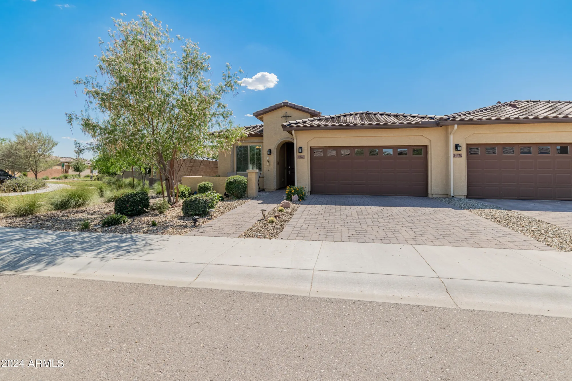 Property Slideshow image 40 of 63 | 24670 n 171st ln, Surprise, AZ, 85387