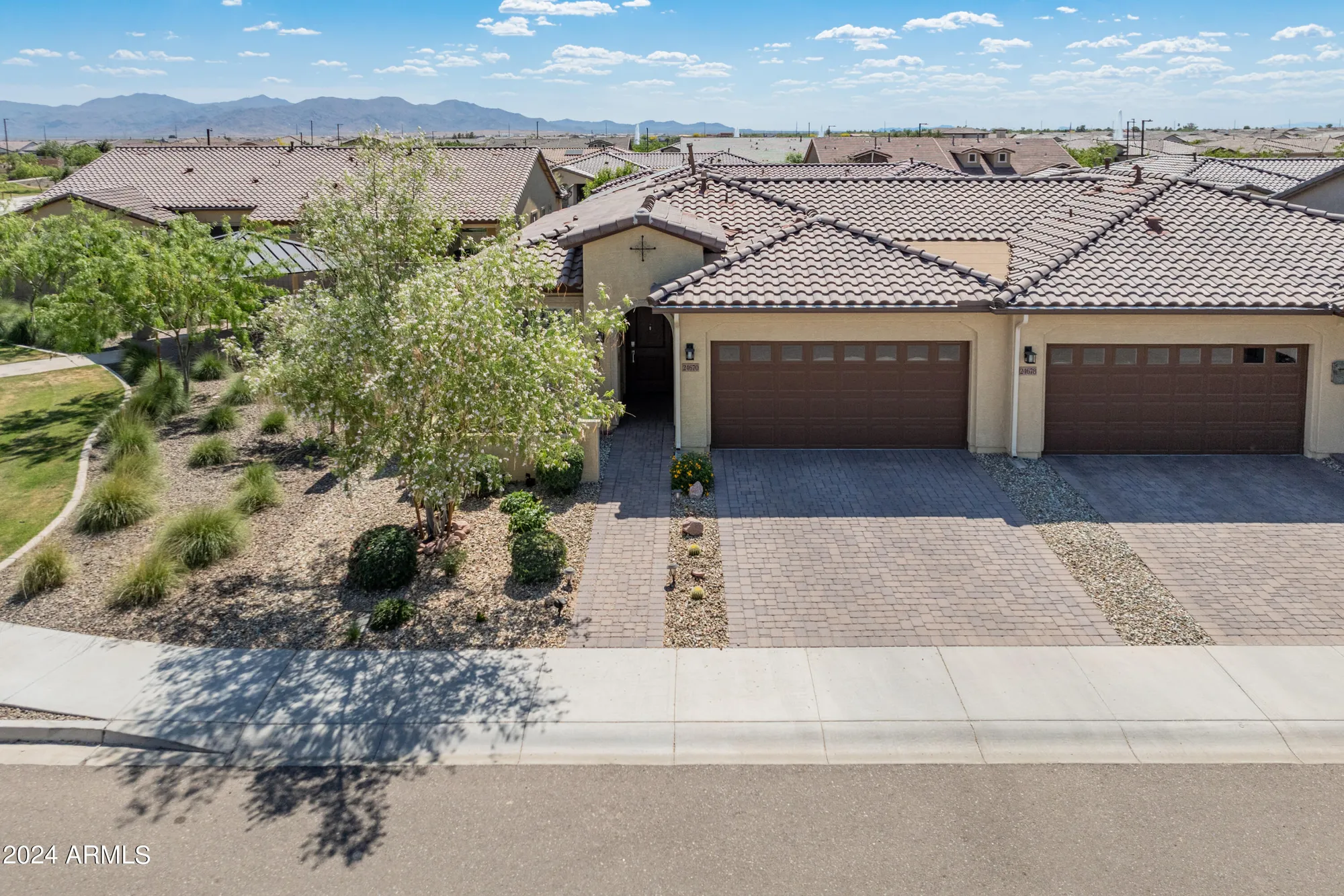 Property Slideshow image 37 of 63 | 24670 n 171st ln, Surprise, AZ, 85387