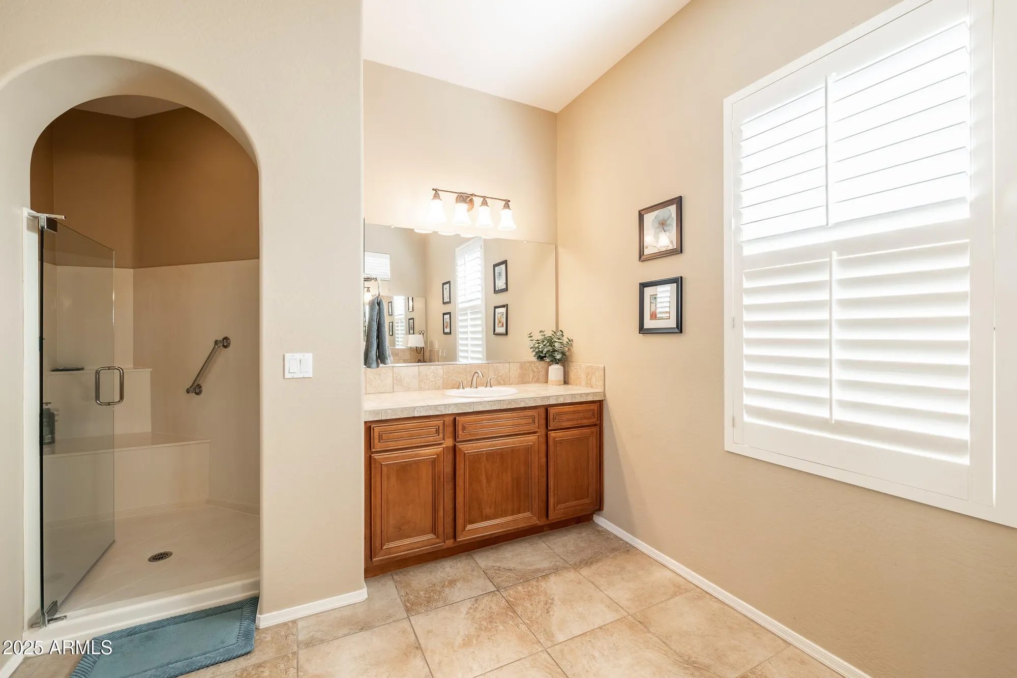 Property Slideshow image 24 of 35 | 13050 w pinnacle vista dr, Peoria, AZ, 85383
