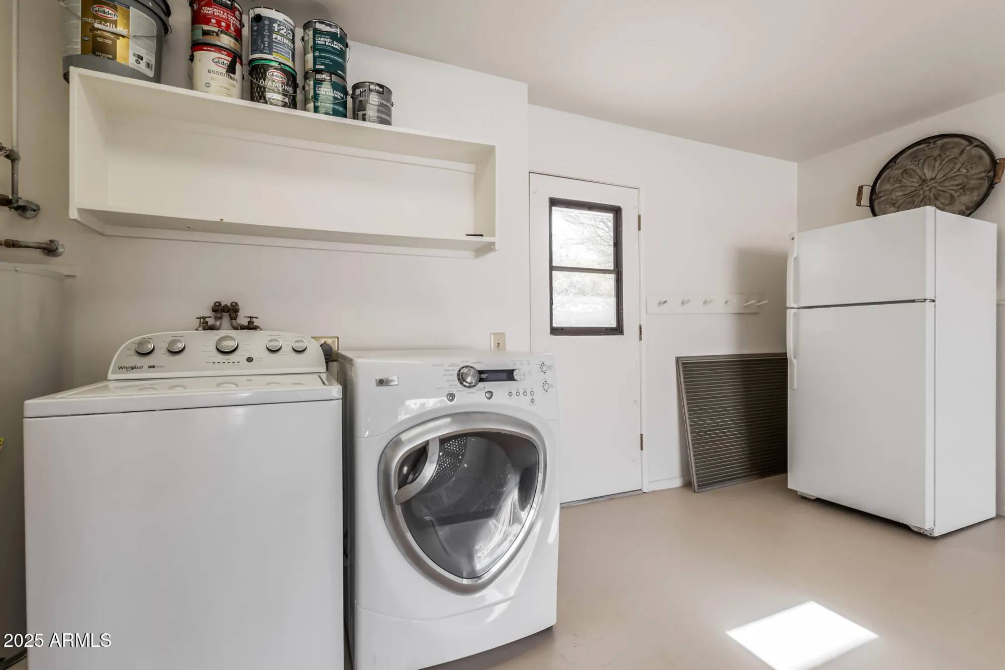 Property Slideshow image 22 of 29 | 9827 w lindgren ave, Sun City, AZ, 85373