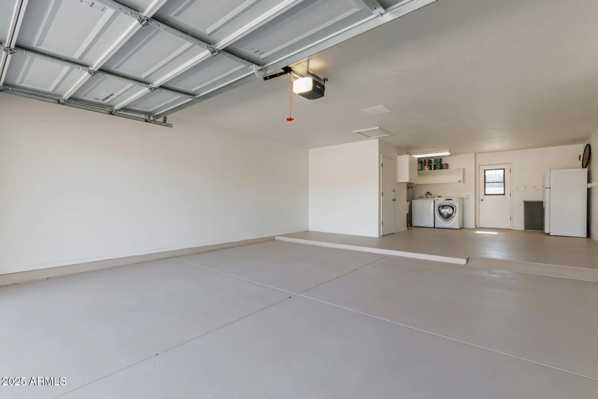 Property Slideshow image 25 of 29 | 9827 w lindgren ave, Sun City, AZ, 85373