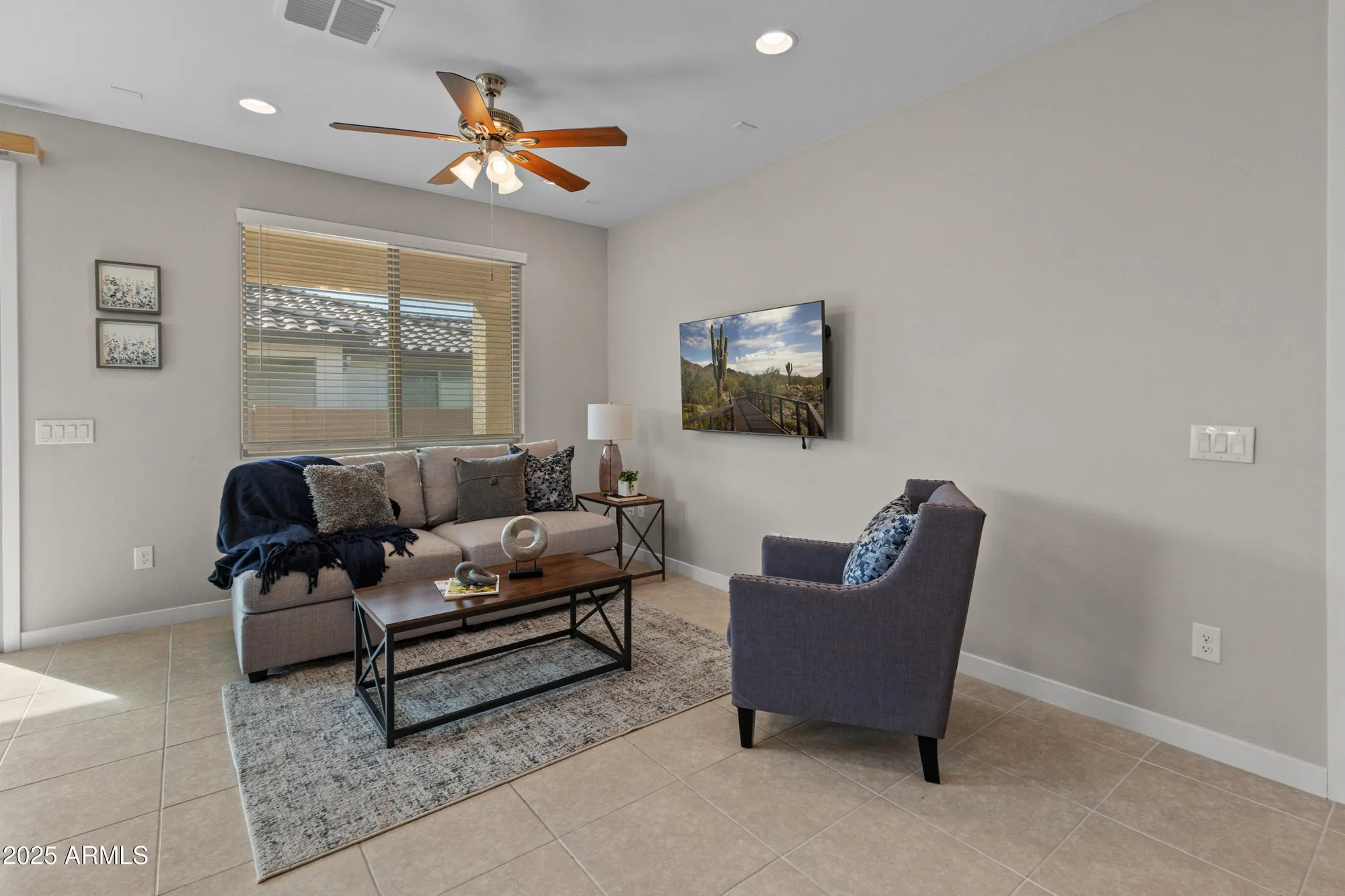 Property Slideshow image 10 of 63 | 24670 n 171st ln, Surprise, AZ, 85387