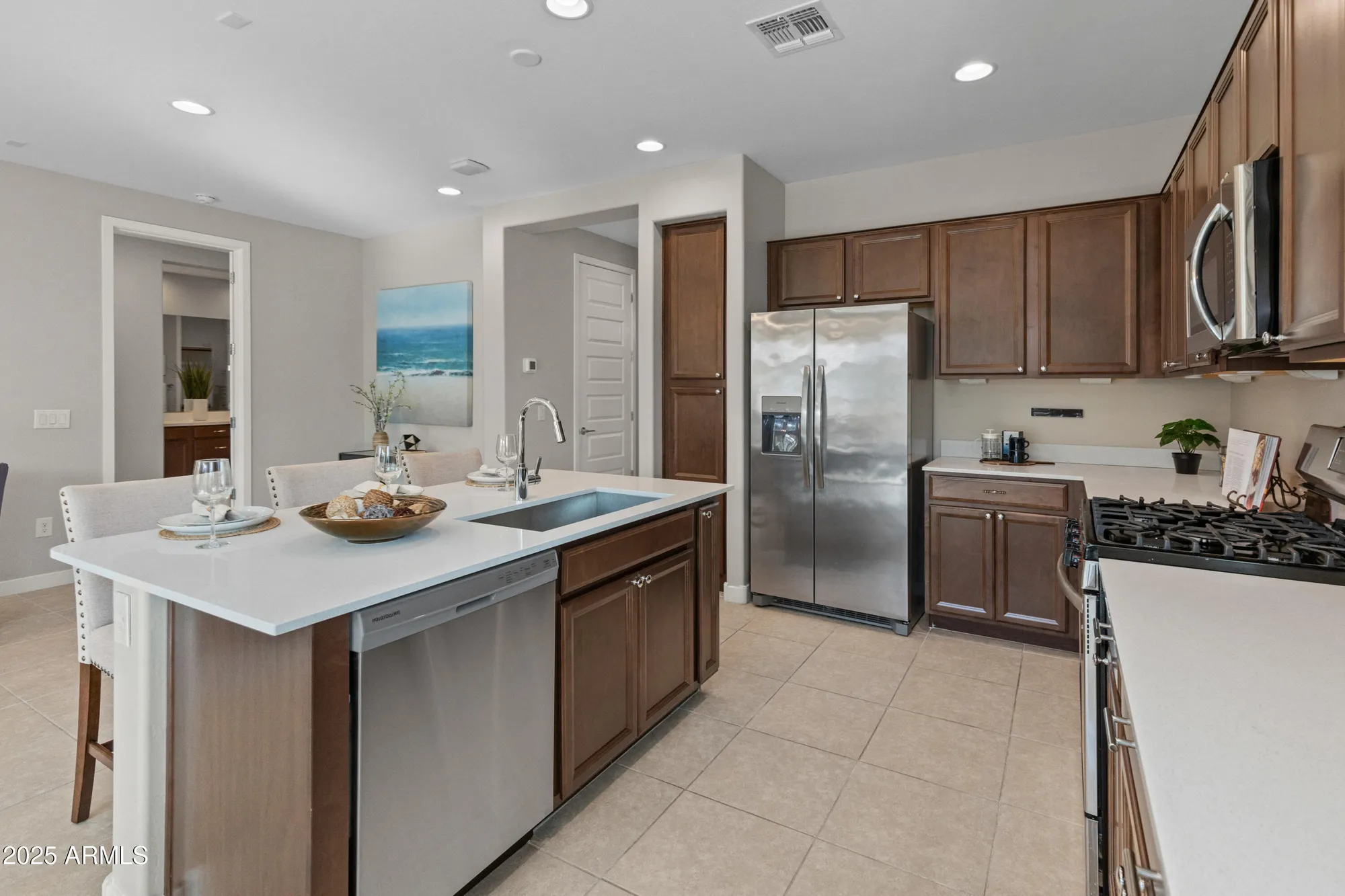 Property Slideshow image 14 of 63 | 24670 n 171st ln, Surprise, AZ, 85387