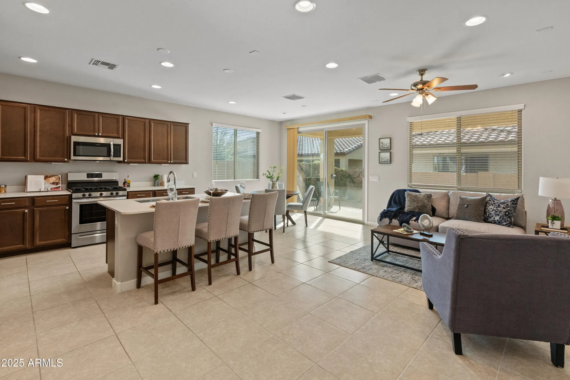 Property Slideshow image 17 of 63 | 24670 n 171st ln, Surprise, AZ, 85387