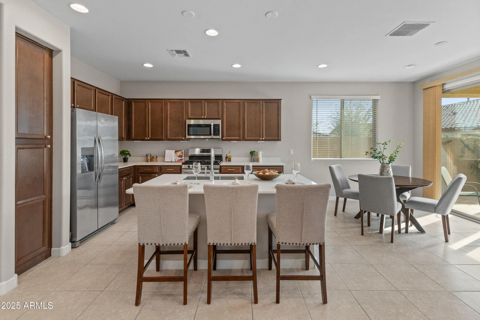 Property Slideshow image 18 of 63 | 24670 n 171st ln, Surprise, AZ, 85387