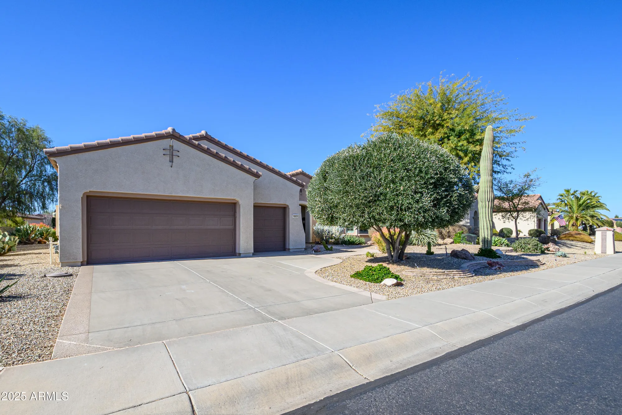 Property Slideshow image 33 of 35 | 16935 w desert blossom way, Surprise, AZ, 85387