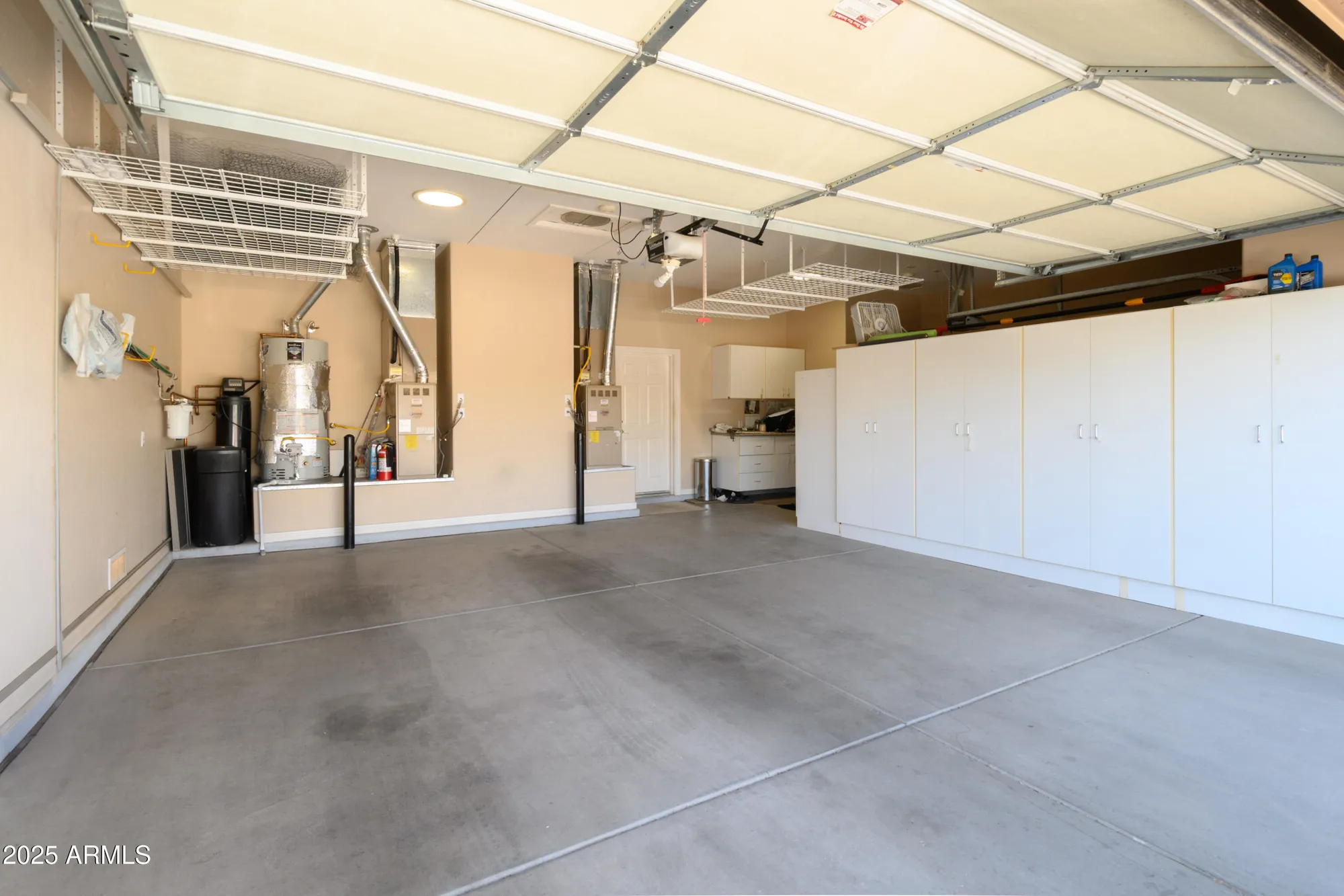 Property Slideshow image 23 of 35 | 16935 w desert blossom way, Surprise, AZ, 85387