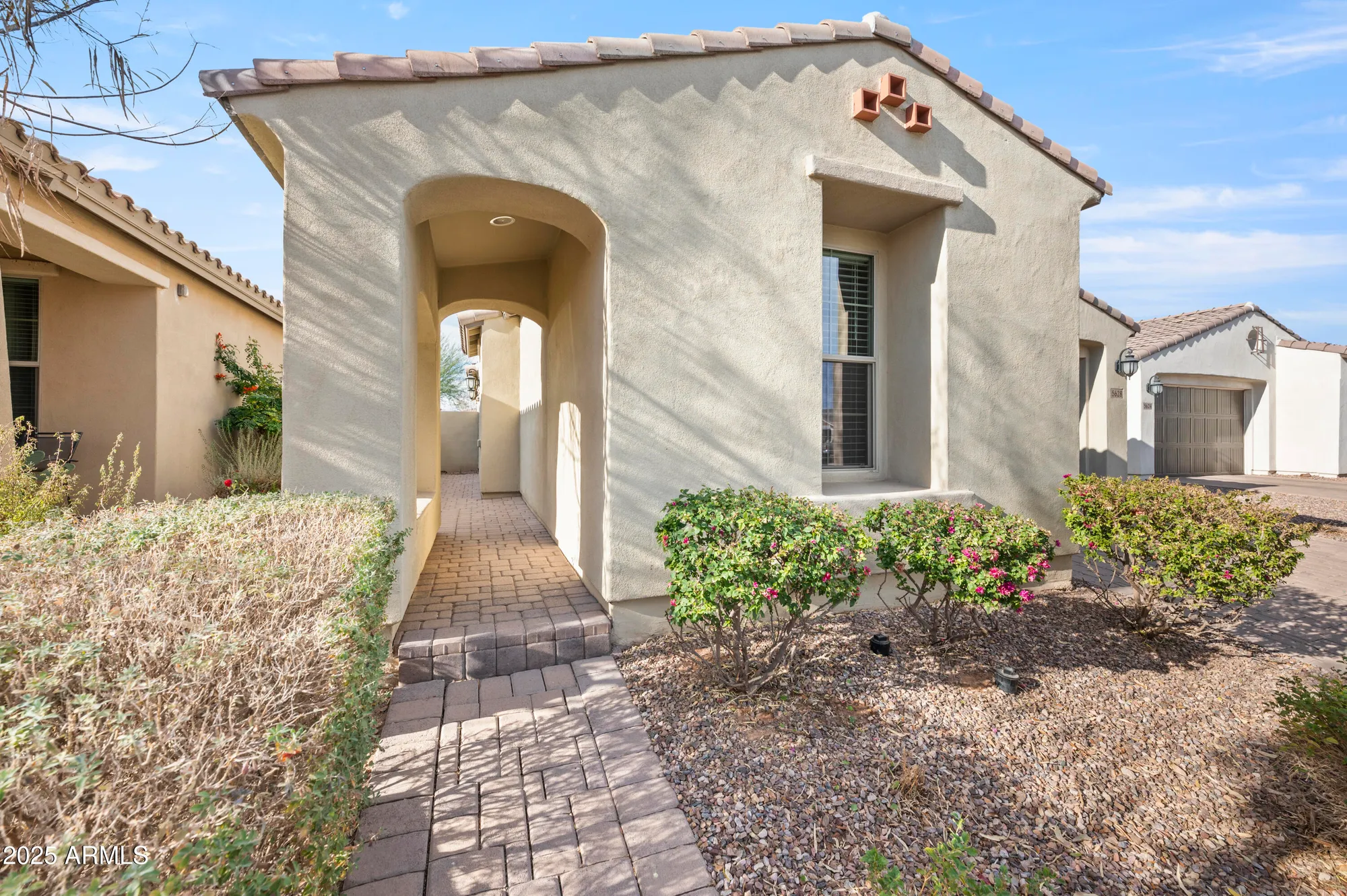 Property Slideshow image 2 of 47 | 5628 s winchester, Mesa, AZ, 85212