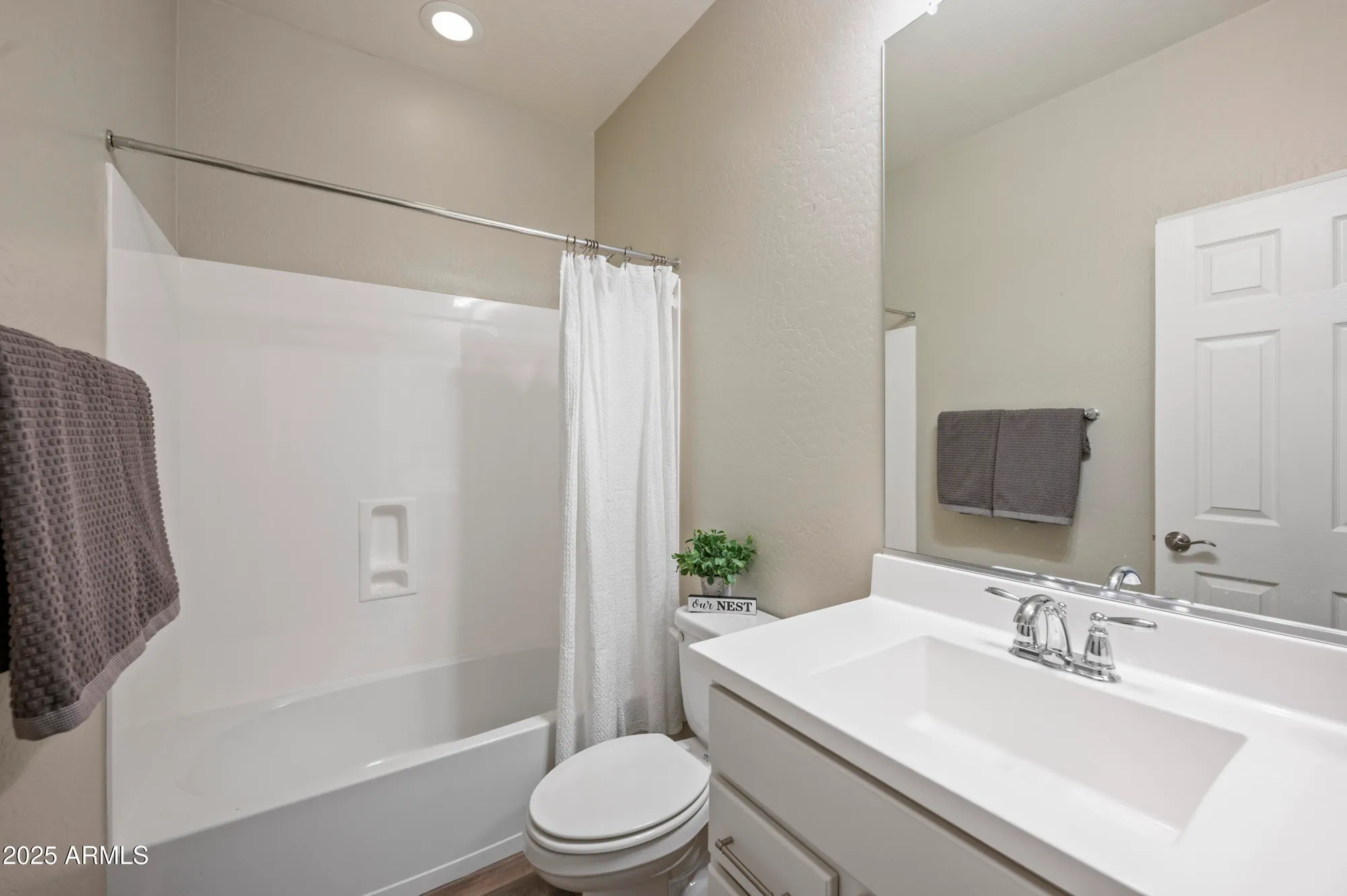 Property Slideshow image 24 of 47 | 5628 s winchester, Mesa, AZ, 85212