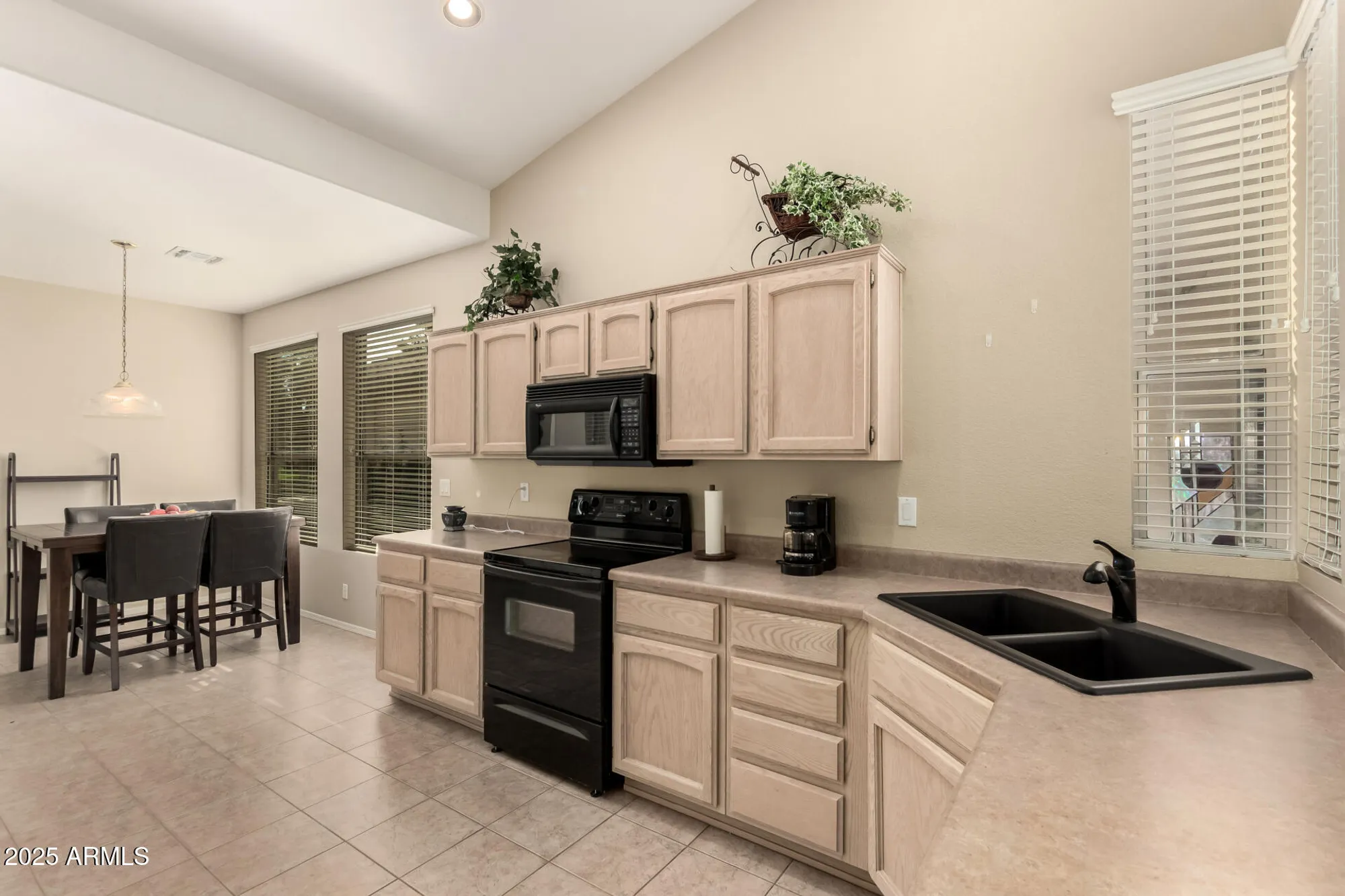 Property Slideshow image 12 of 48 | 9638 e tranquility way, Sun Lakes, AZ, 85248