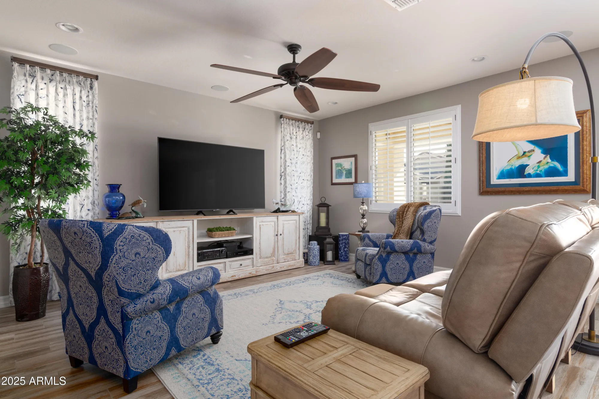 Property Slideshow image 15 of 44 | 10317 e tillman ave, Mesa, AZ, 85212