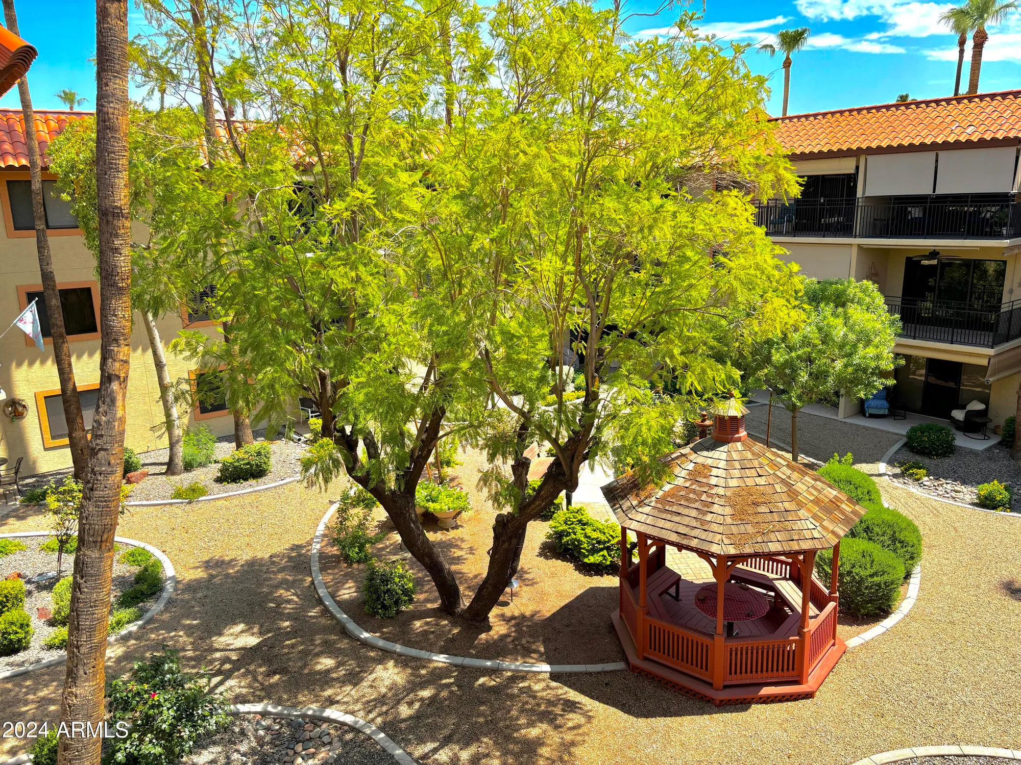 Property Slideshow image 18 of 43 | 10330 w thunderbird blvd a321, Sun City, AZ, 85351