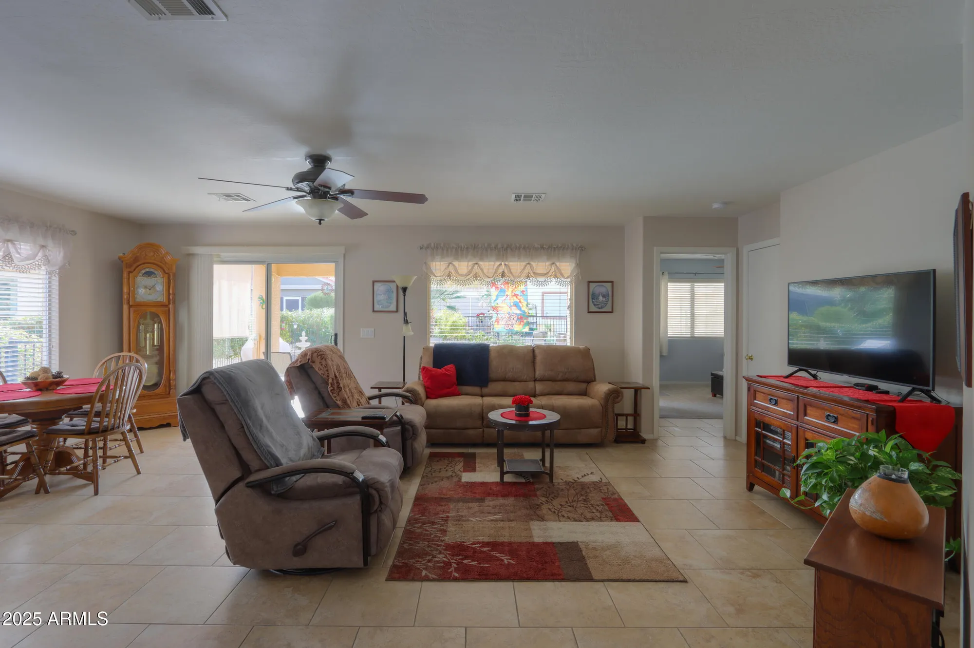 Property Slideshow image 5 of 34 | 2409 e antigua dr, Casa Grande, AZ, 85194