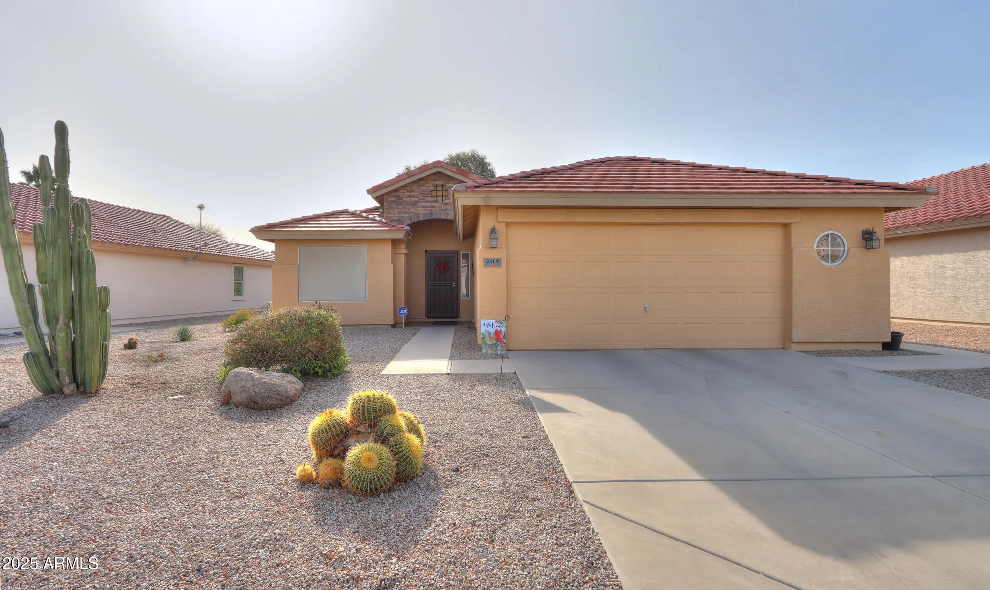 Property Slideshow image 2 of 34 | 2409 e antigua dr, Casa Grande, AZ, 85194