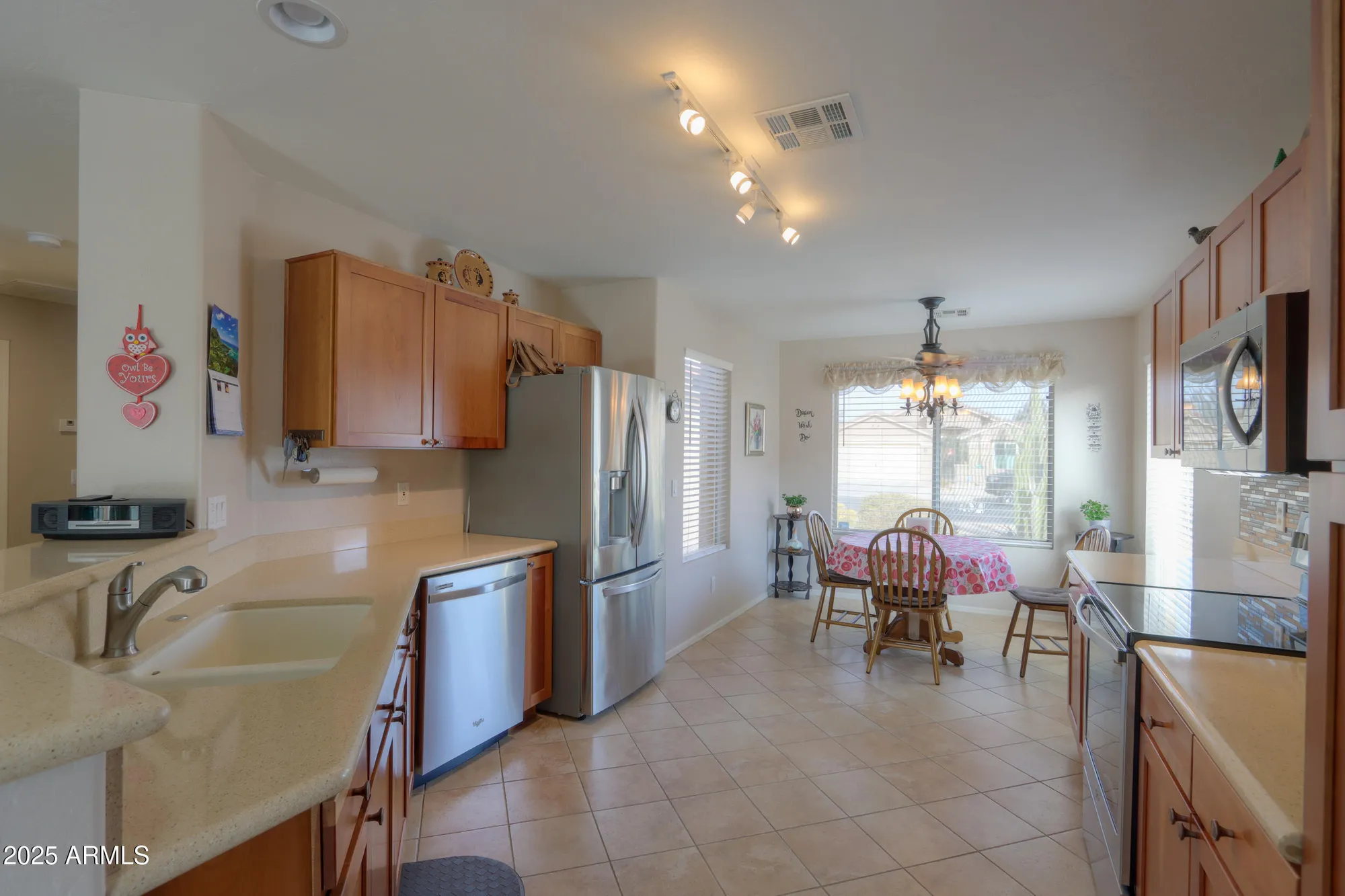Property Slideshow image 11 of 34 | 2409 e antigua dr, Casa Grande, AZ, 85194