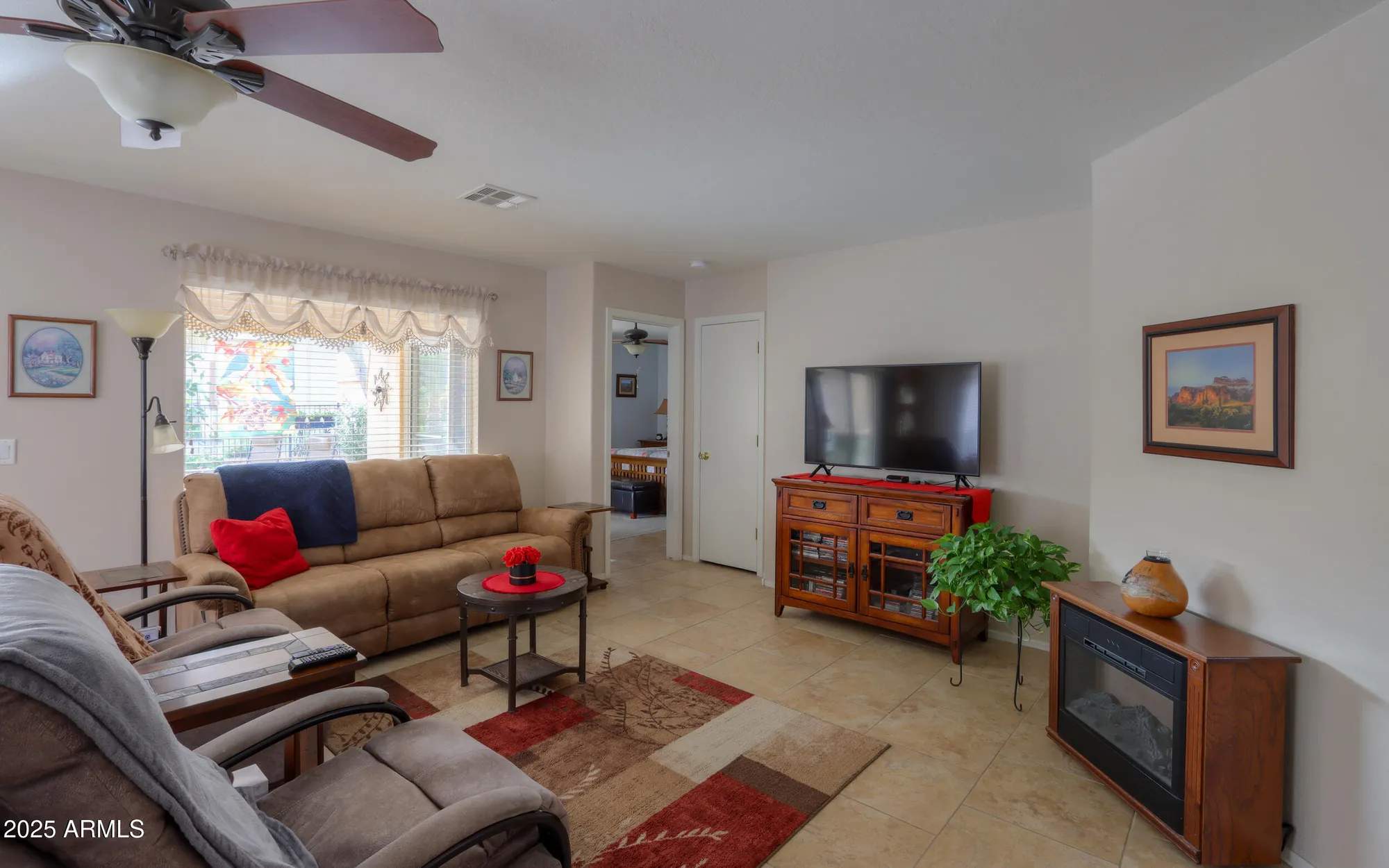 Property Slideshow image 6 of 34 | 2409 e antigua dr, Casa Grande, AZ, 85194