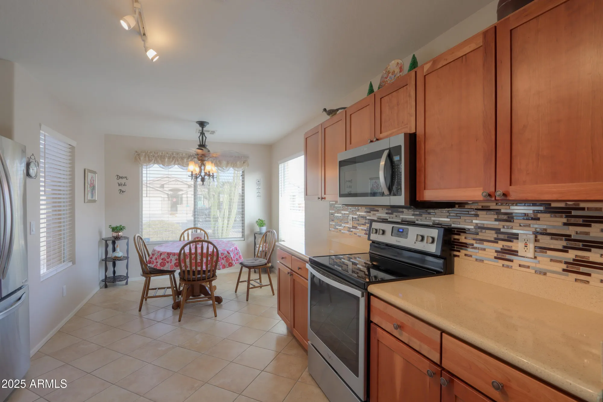 Property Slideshow image 12 of 34 | 2409 e antigua dr, Casa Grande, AZ, 85194