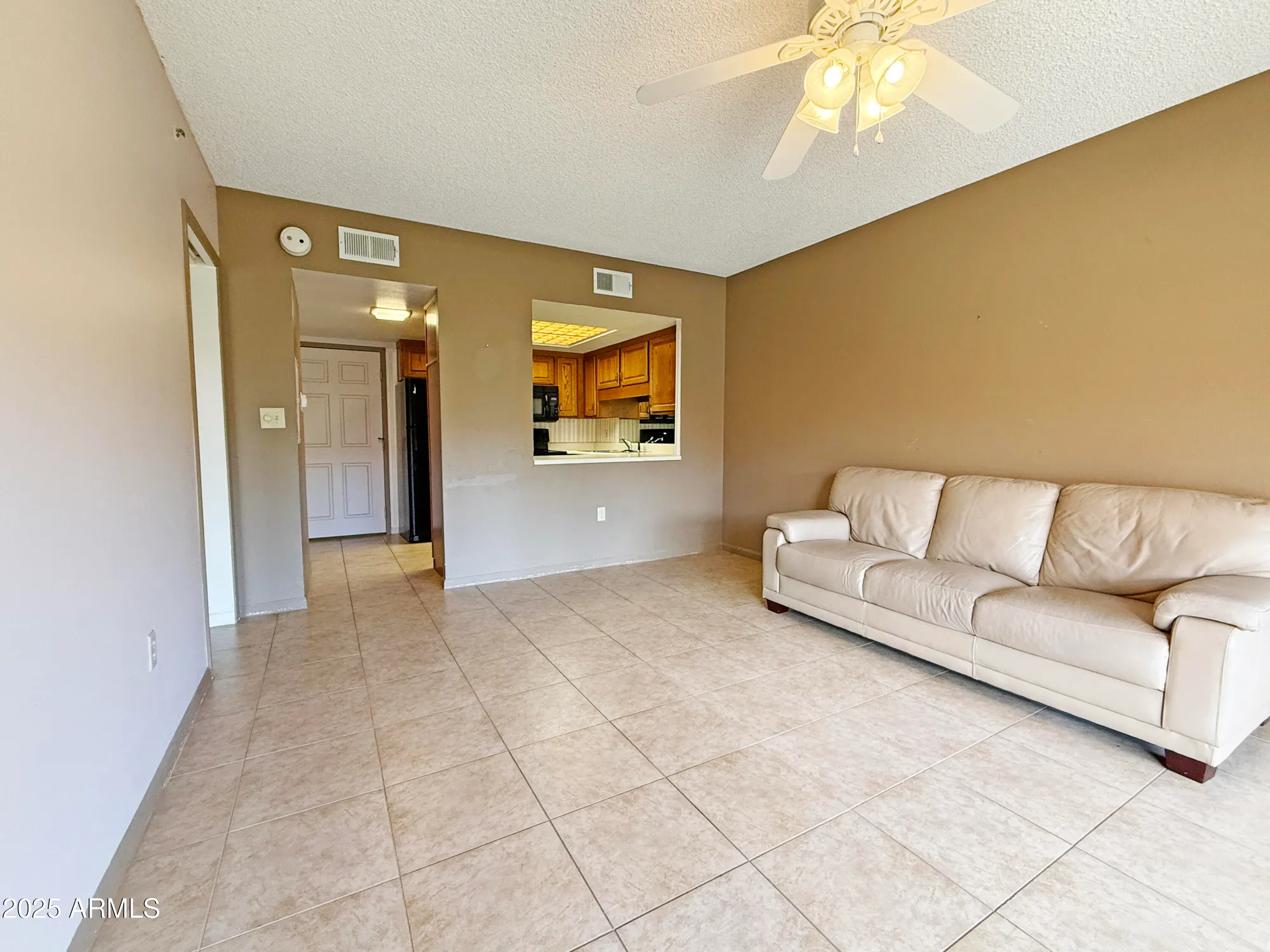 Property Slideshow image 7 of 12 | 10330 w thunderbird blvd a304, Sun City, AZ, 85351