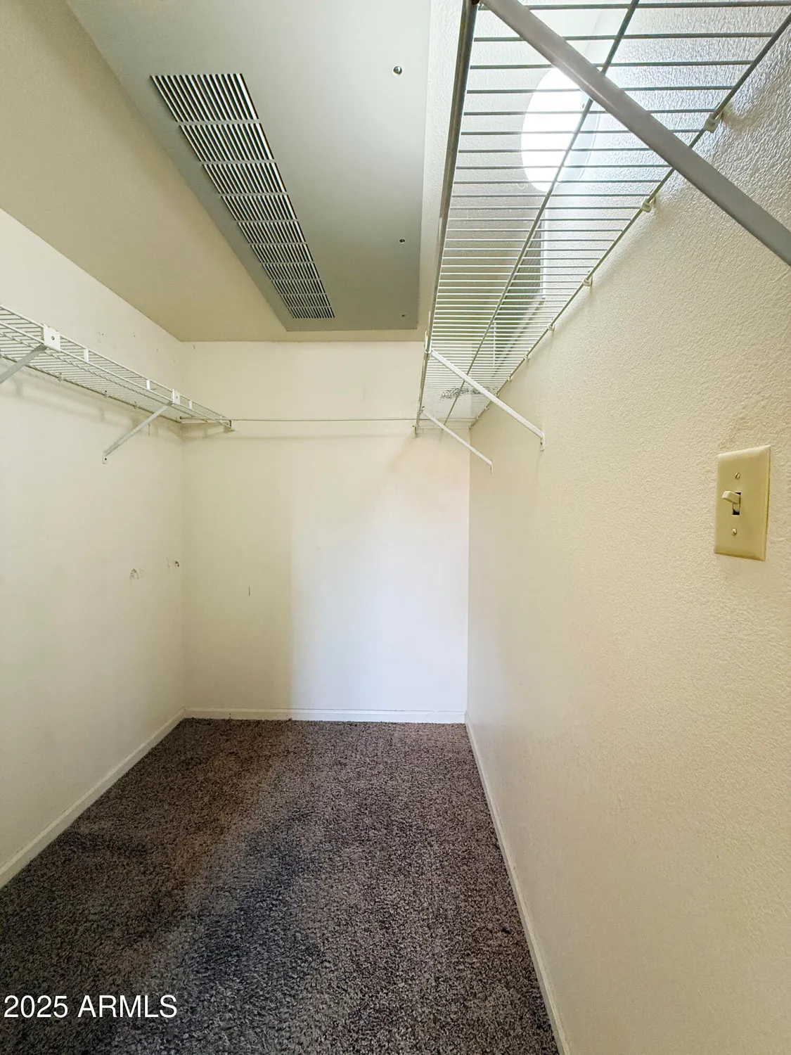 Property Slideshow image 11 of 12 | 10330 w thunderbird blvd a304, Sun City, AZ, 85351
