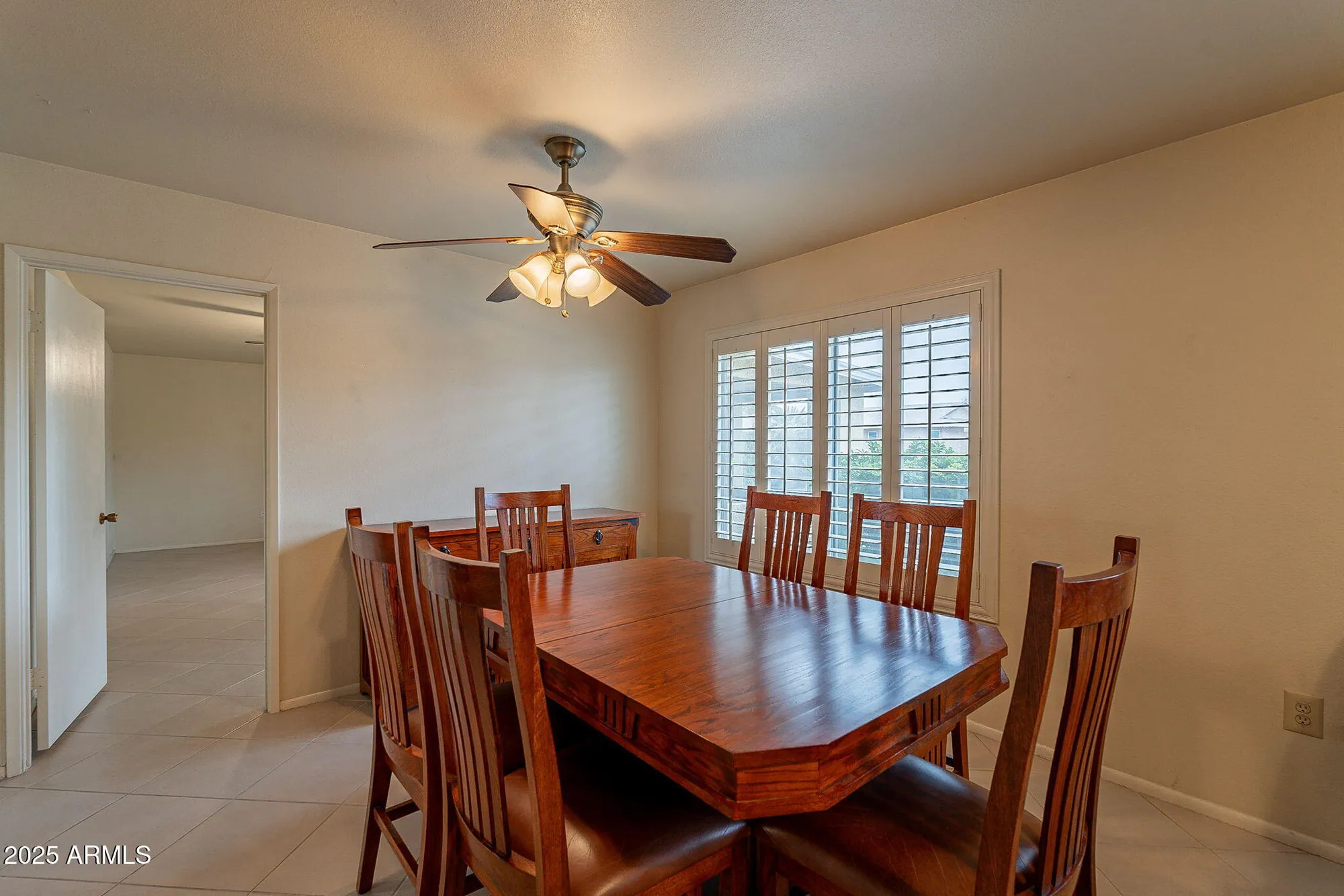 Property Slideshow image 12 of 37 | 10726 w pineaire dr, Sun City, AZ, 85351