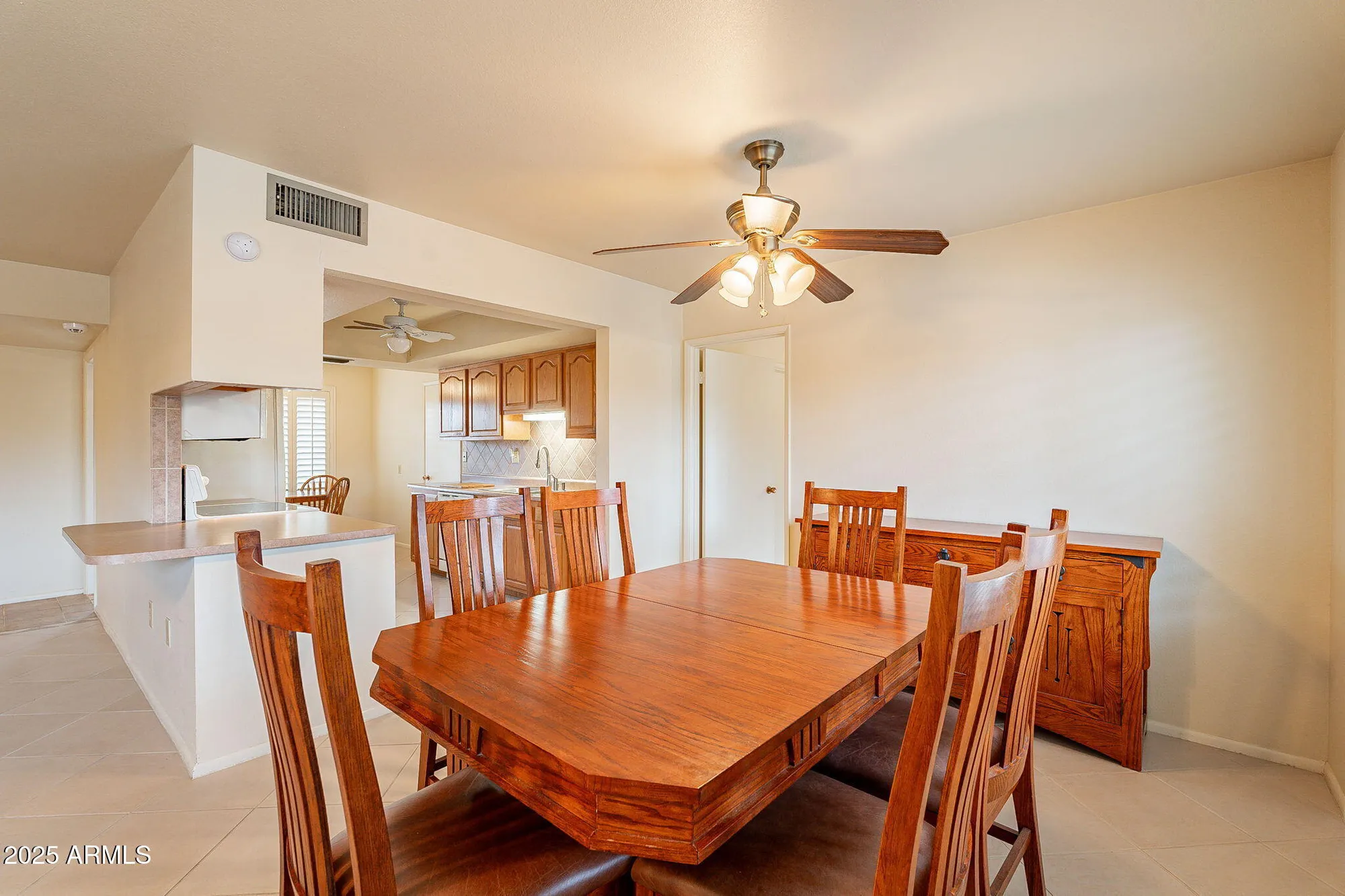 Property Slideshow image 14 of 37 | 10726 w pineaire dr, Sun City, AZ, 85351