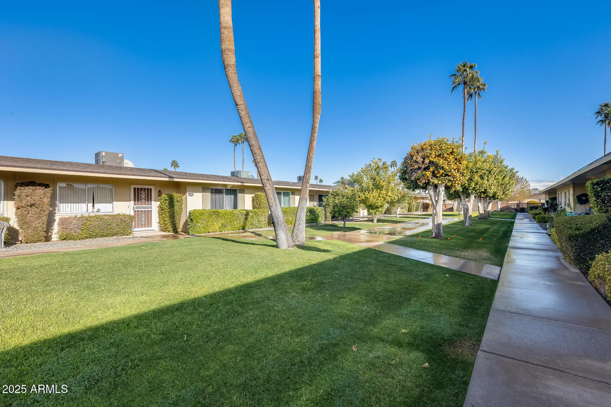 Property Slideshow image 2 of 47 | 10909 w santa fe dr, Sun City, AZ, 85351