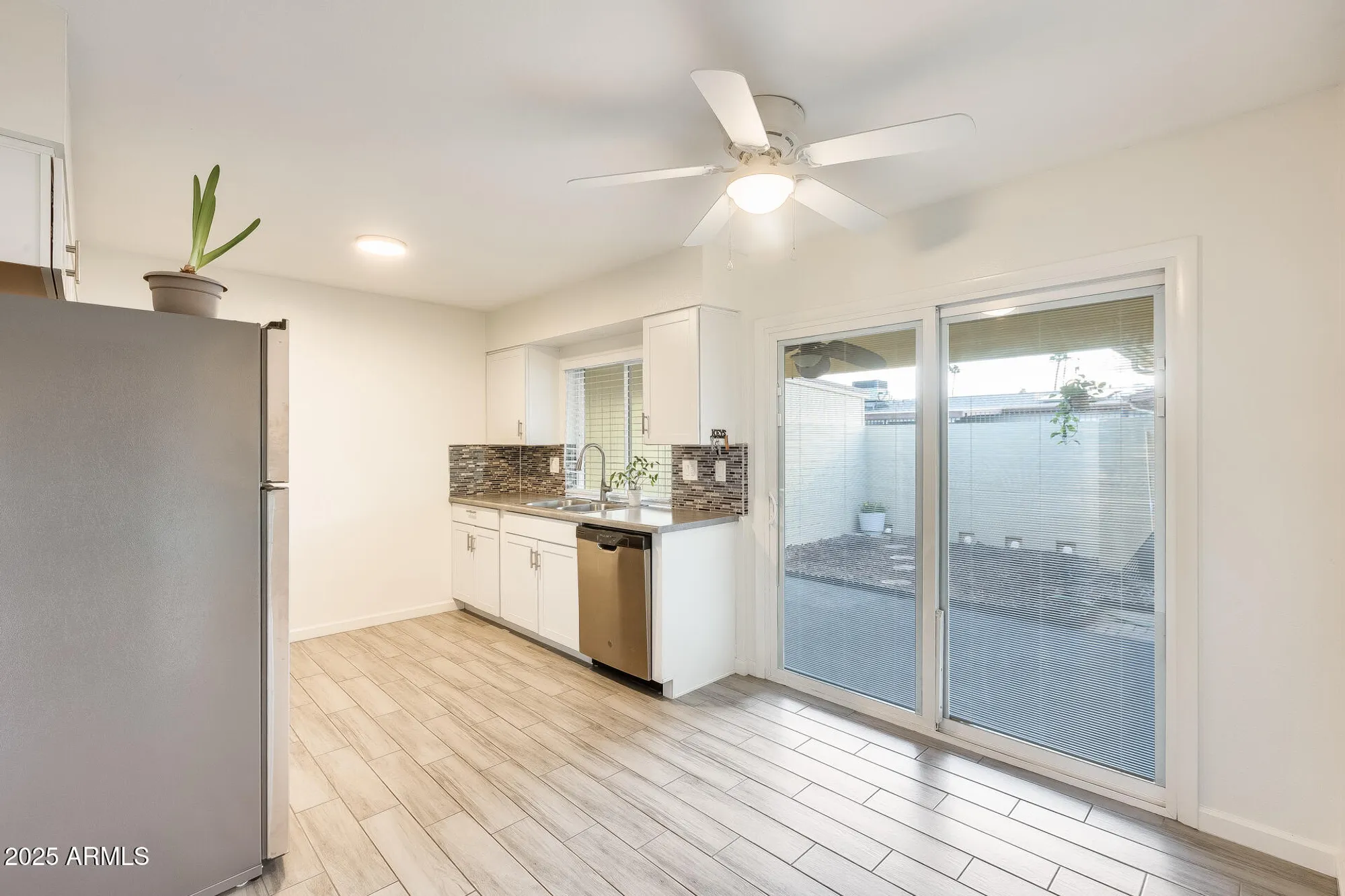 Property Slideshow image 9 of 47 | 10909 w santa fe dr, Sun City, AZ, 85351