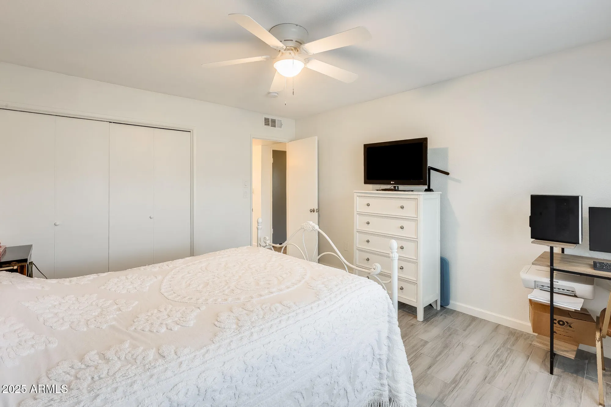 Property Slideshow image 18 of 47 | 10909 w santa fe dr, Sun City, AZ, 85351