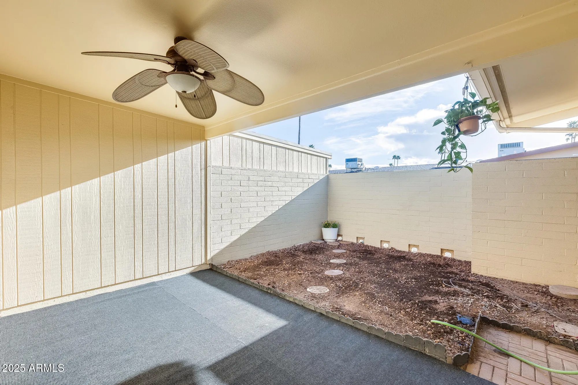 Property Slideshow image 23 of 47 | 10909 w santa fe dr, Sun City, AZ, 85351