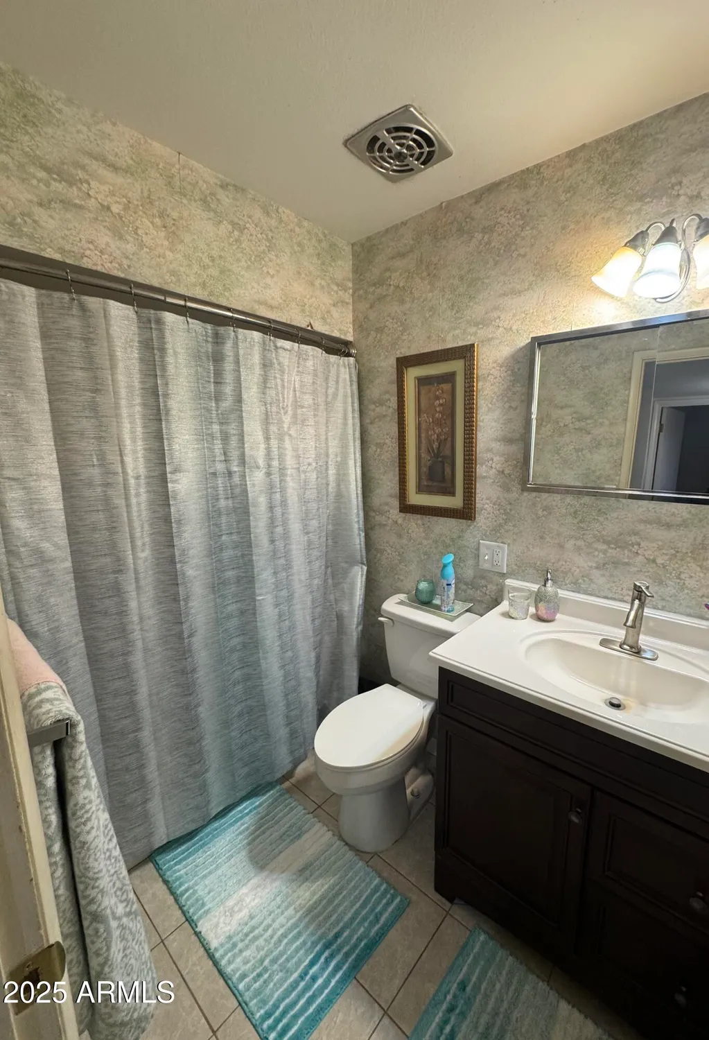 Property Slideshow image 16 of 42 | 12236 n pebble beach dr, Sun City, AZ, 85351