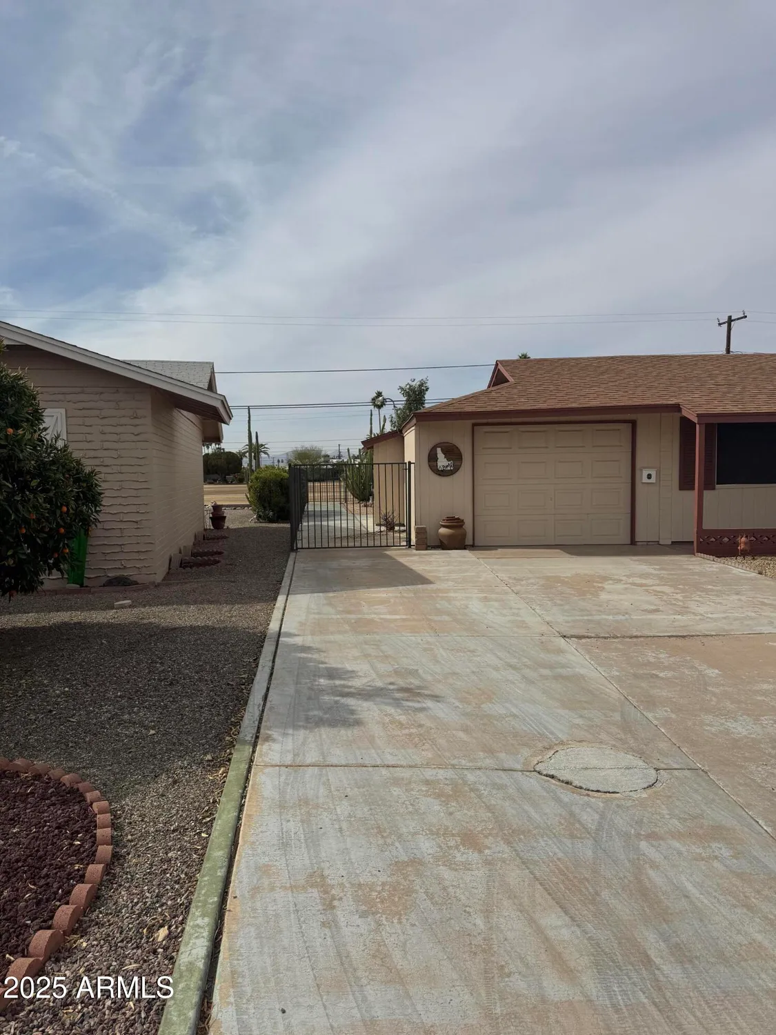 Property Slideshow image 5 of 42 | 12236 n pebble beach dr, Sun City, AZ, 85351