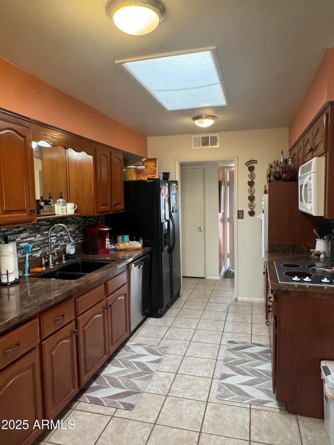 Property Slideshow image 9 of 42 | 12236 n pebble beach dr, Sun City, AZ, 85351