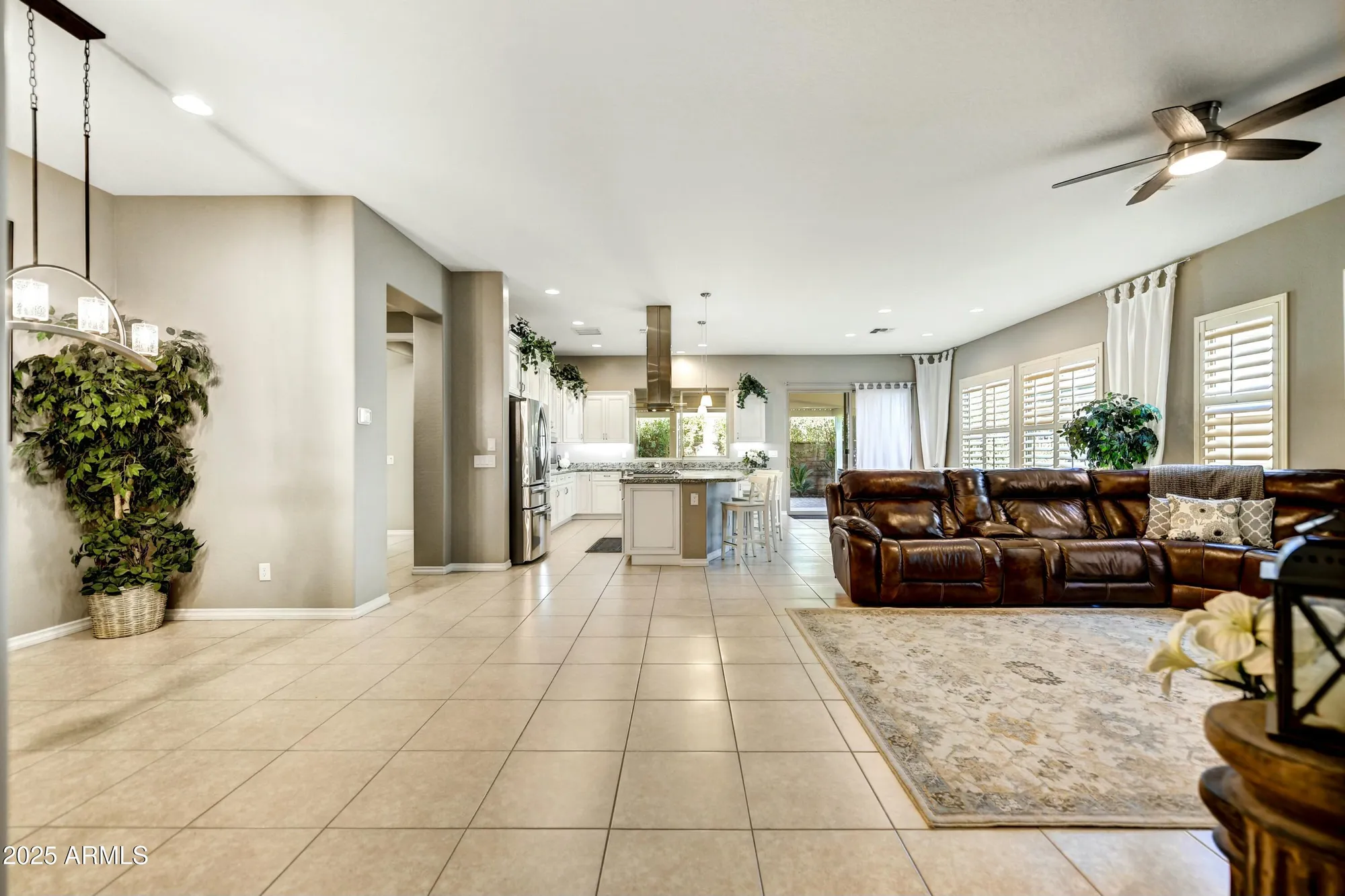 Property Slideshow image 16 of 52 | 210 e bergamot ln, Queen Creek, AZ, 85140