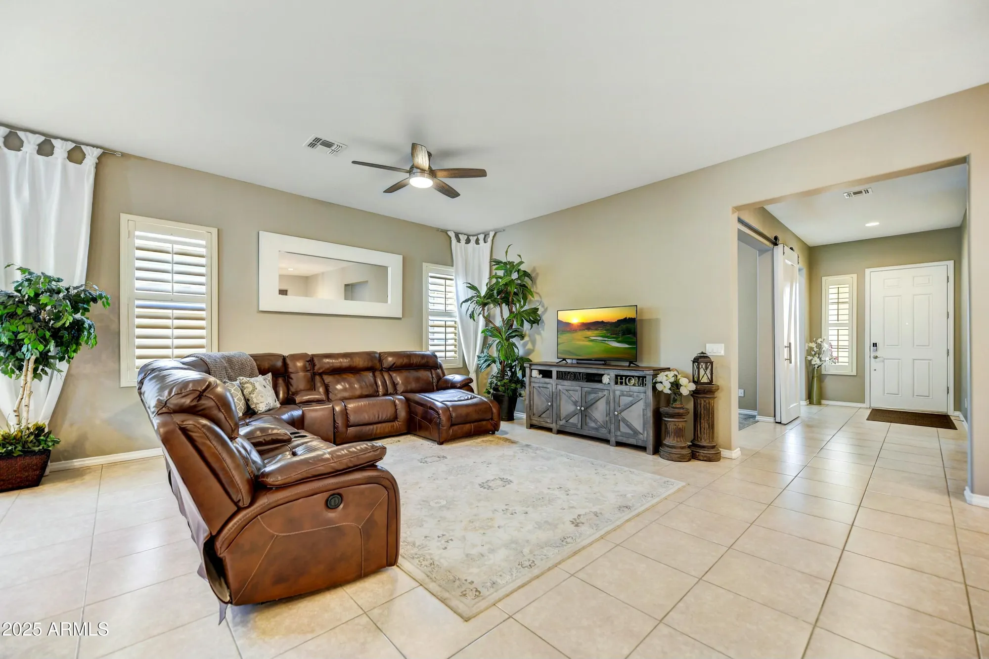 Property Slideshow image 17 of 52 | 210 e bergamot ln, Queen Creek, AZ, 85140