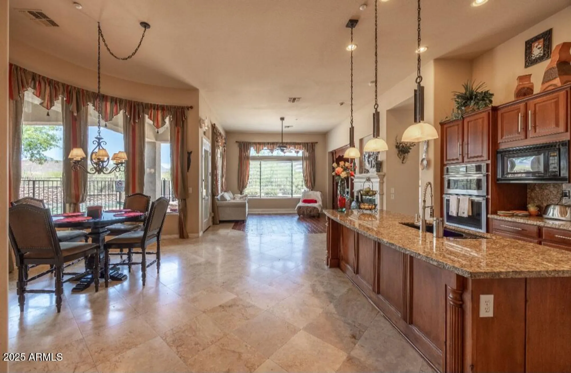 Property Slideshow image 7 of 28 | 41607 n club pointe dr, Phoenix, AZ, 85086
