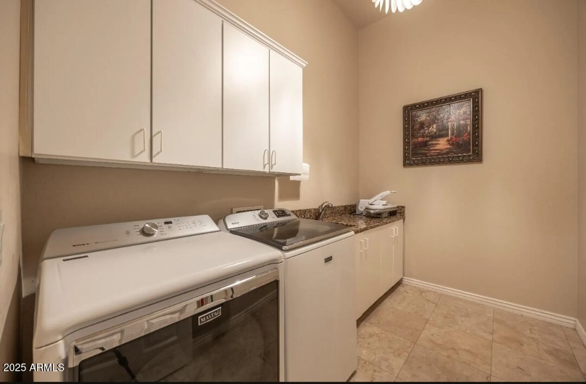 Property Slideshow image 12 of 28 | 41607 n club pointe dr, Phoenix, AZ, 85086