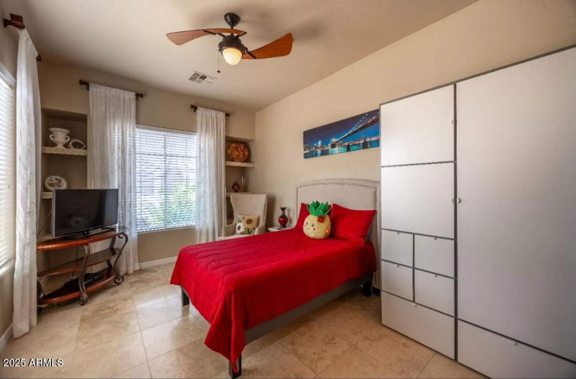 Property Slideshow image 20 of 28 | 41607 n club pointe dr, Phoenix, AZ, 85086