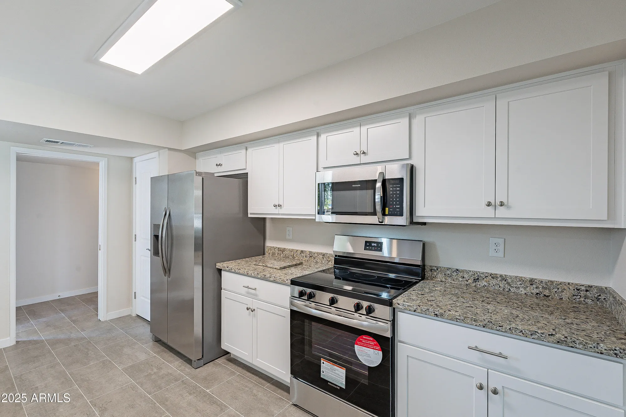 Property Slideshow image 7 of 40 | 14006 n tumblebrook way, Sun City, AZ, 85351