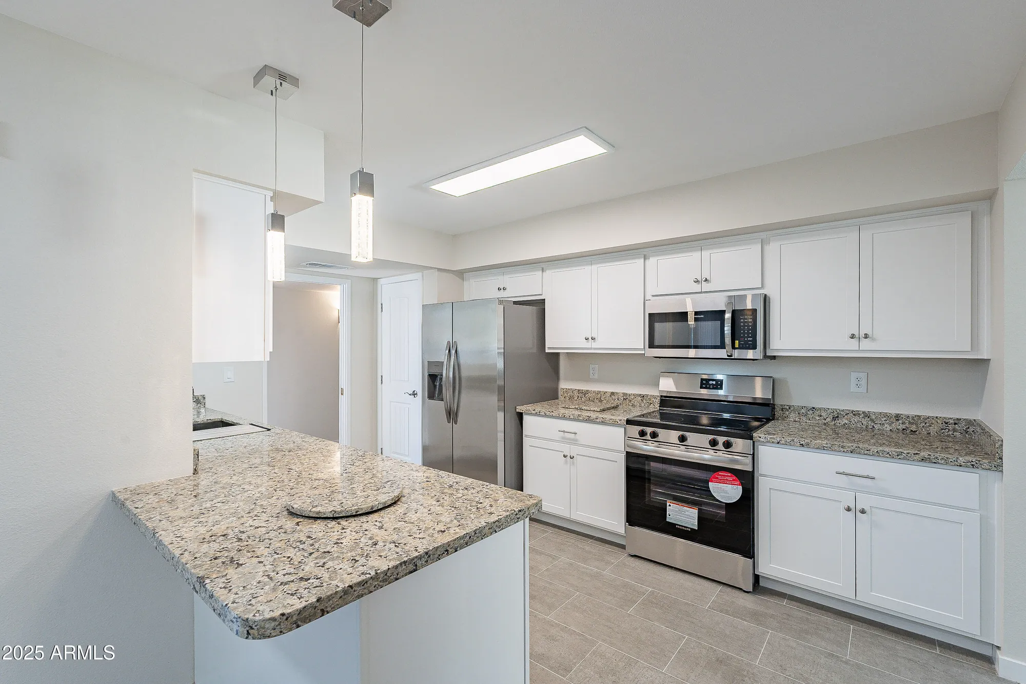 Property Slideshow image 13 of 40 | 14006 n tumblebrook way, Sun City, AZ, 85351