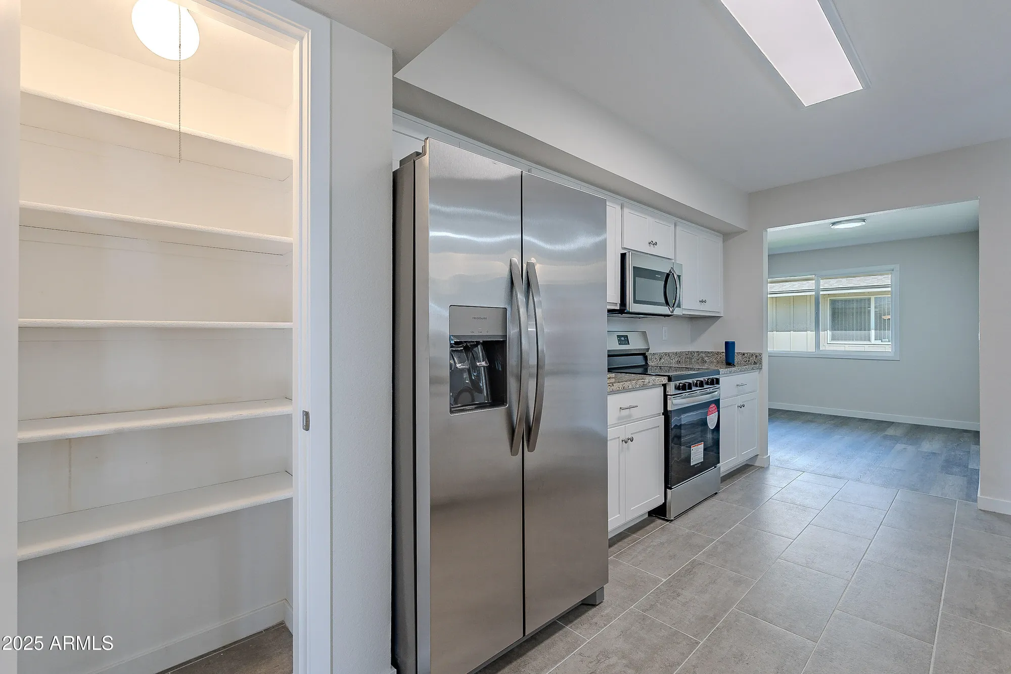 Property Slideshow image 8 of 40 | 14006 n tumblebrook way, Sun City, AZ, 85351