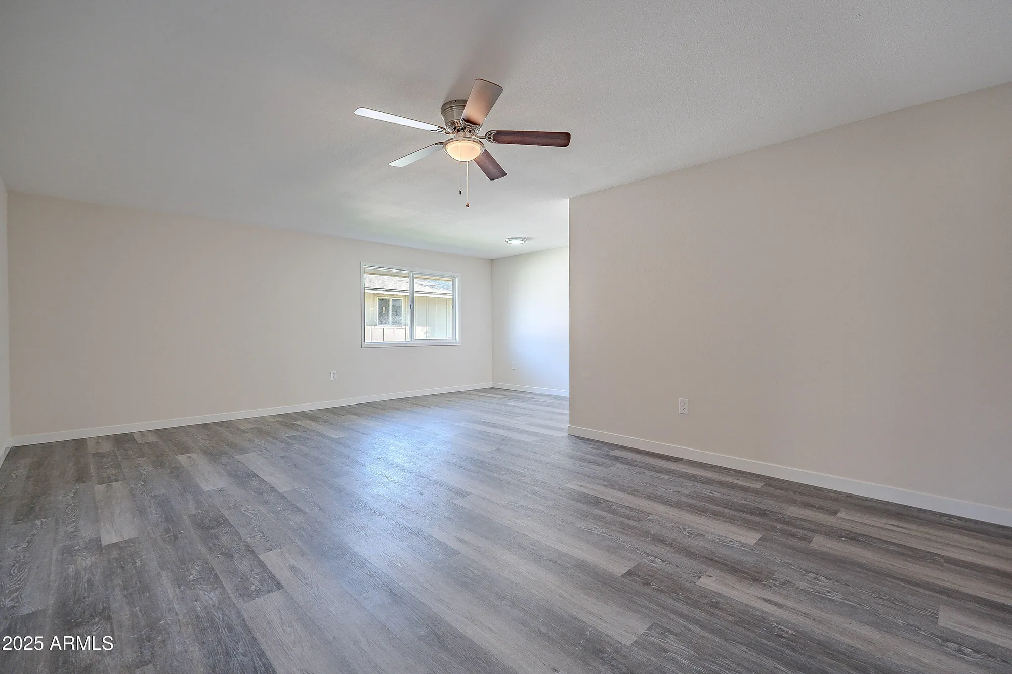 Property Slideshow image 18 of 40 | 14006 n tumblebrook way, Sun City, AZ, 85351