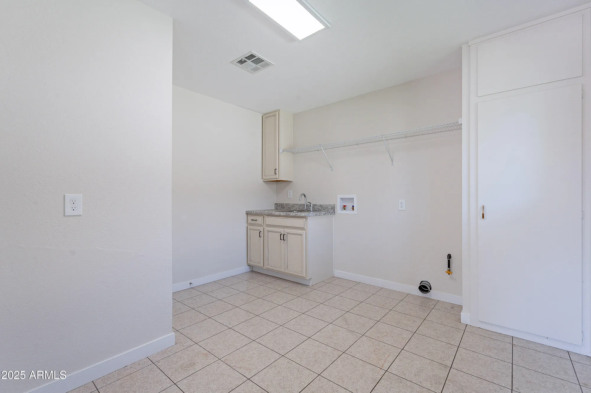 Property Slideshow image 37 of 40 | 14006 n tumblebrook way, Sun City, AZ, 85351