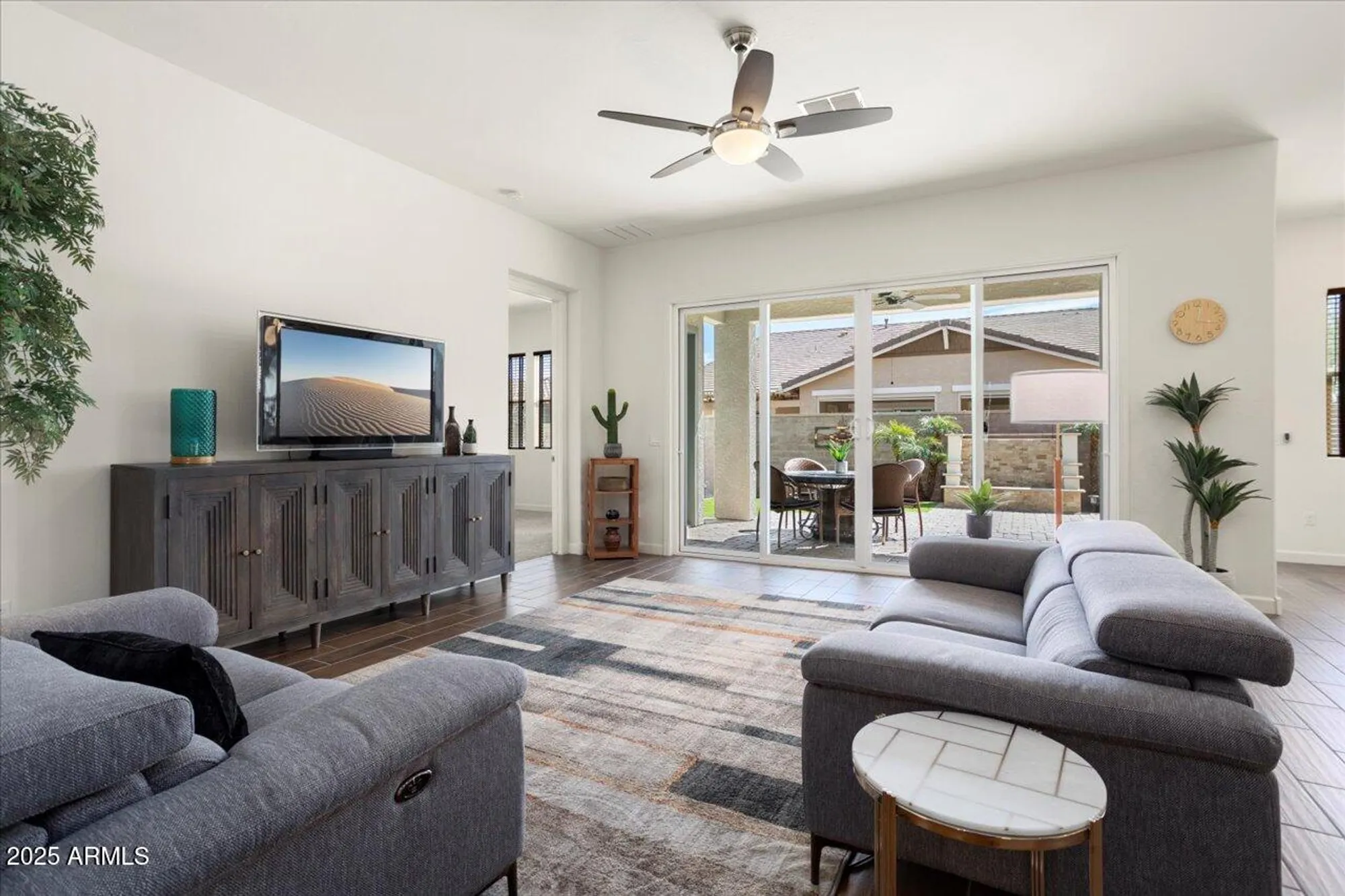 Property Slideshow image 8 of 51 | 4683 n 206th ln, Buckeye, AZ, 85396