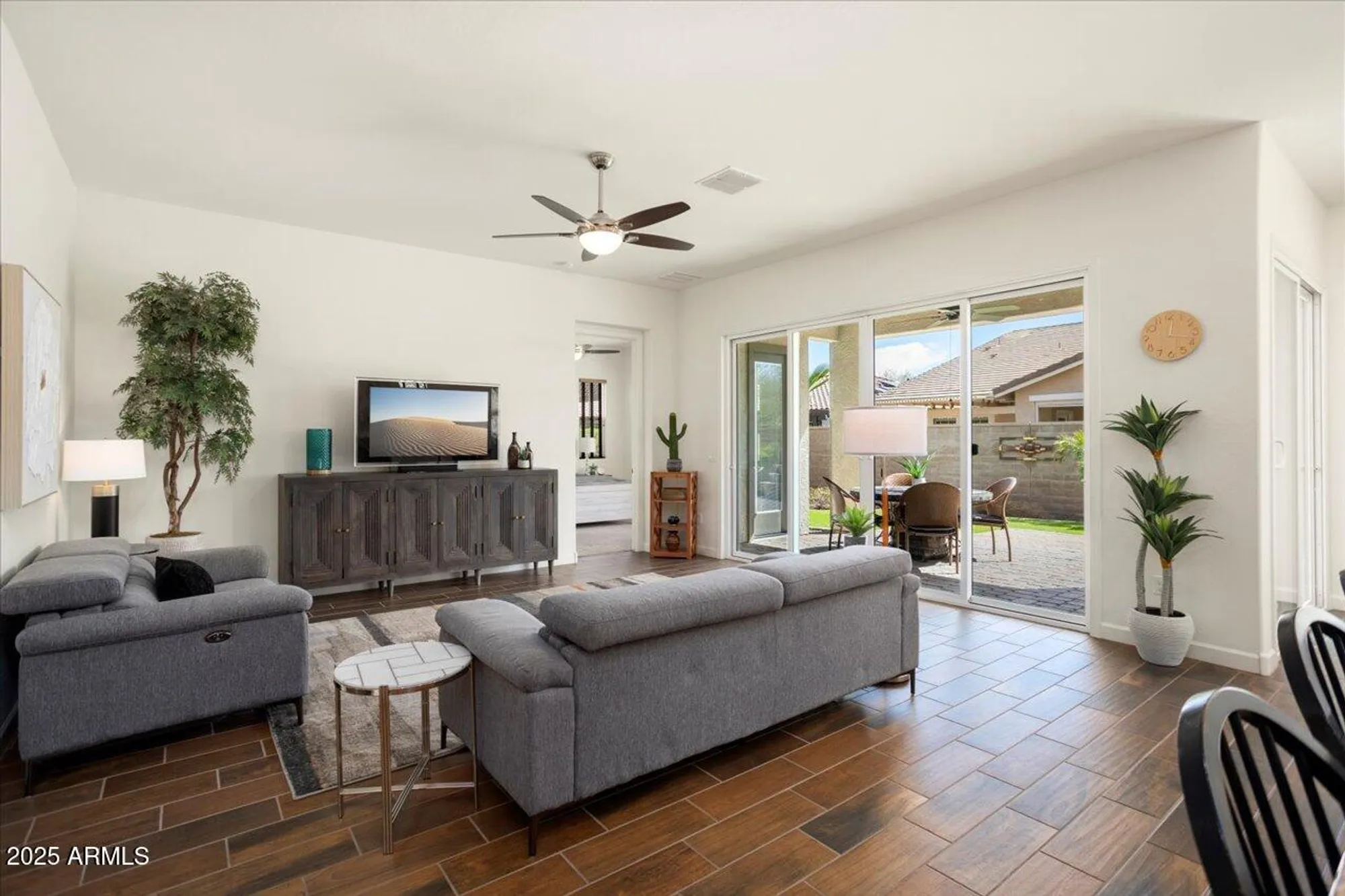 Property Slideshow image 9 of 51 | 4683 n 206th ln, Buckeye, AZ, 85396