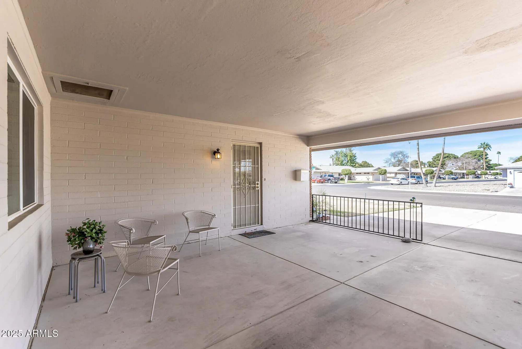 Property Slideshow image 7 of 27 | 10801 w mountain view rd, Sun City, AZ, 85351